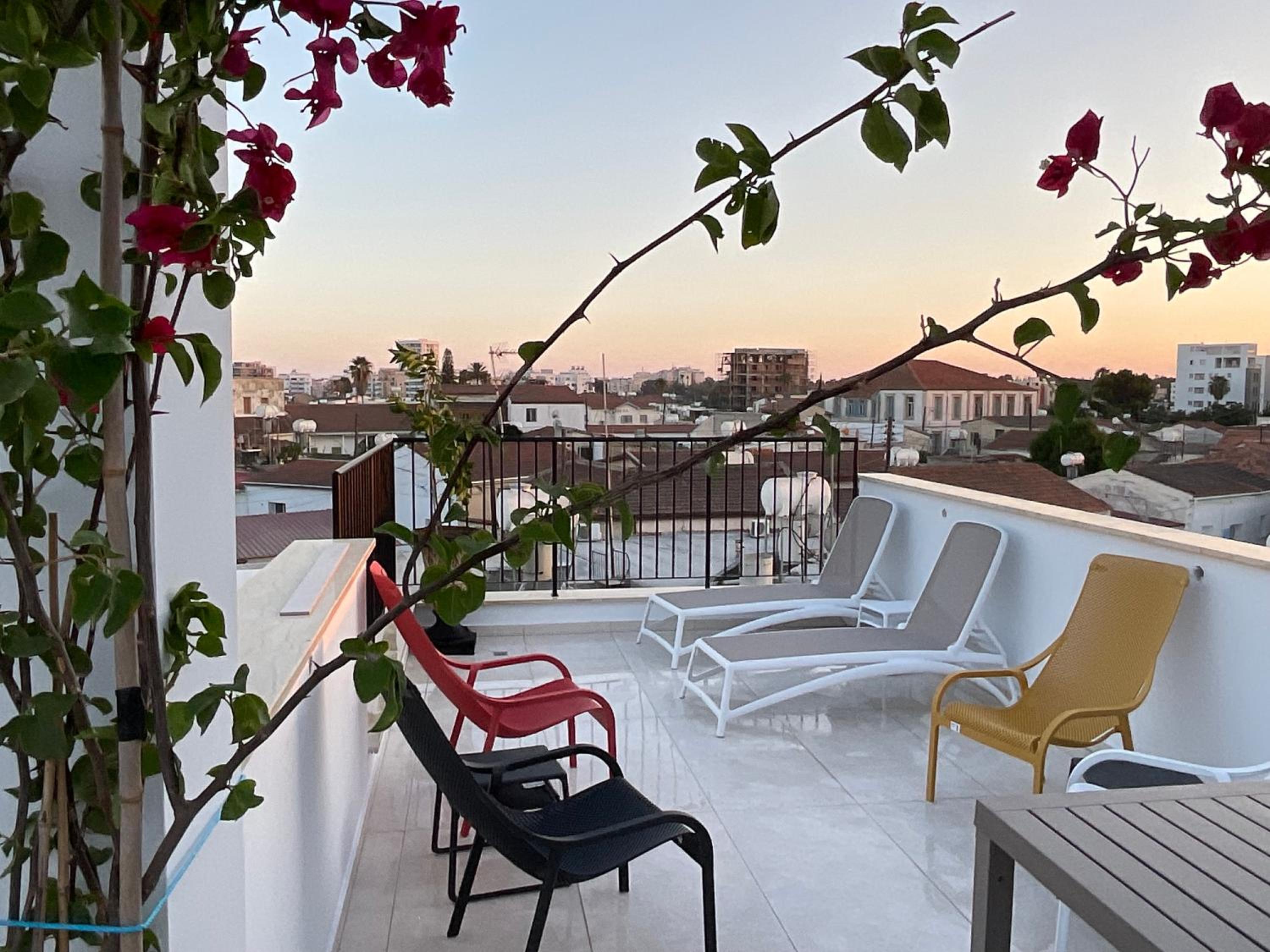 Le Voyageur By the Sea - Furnished Rooms