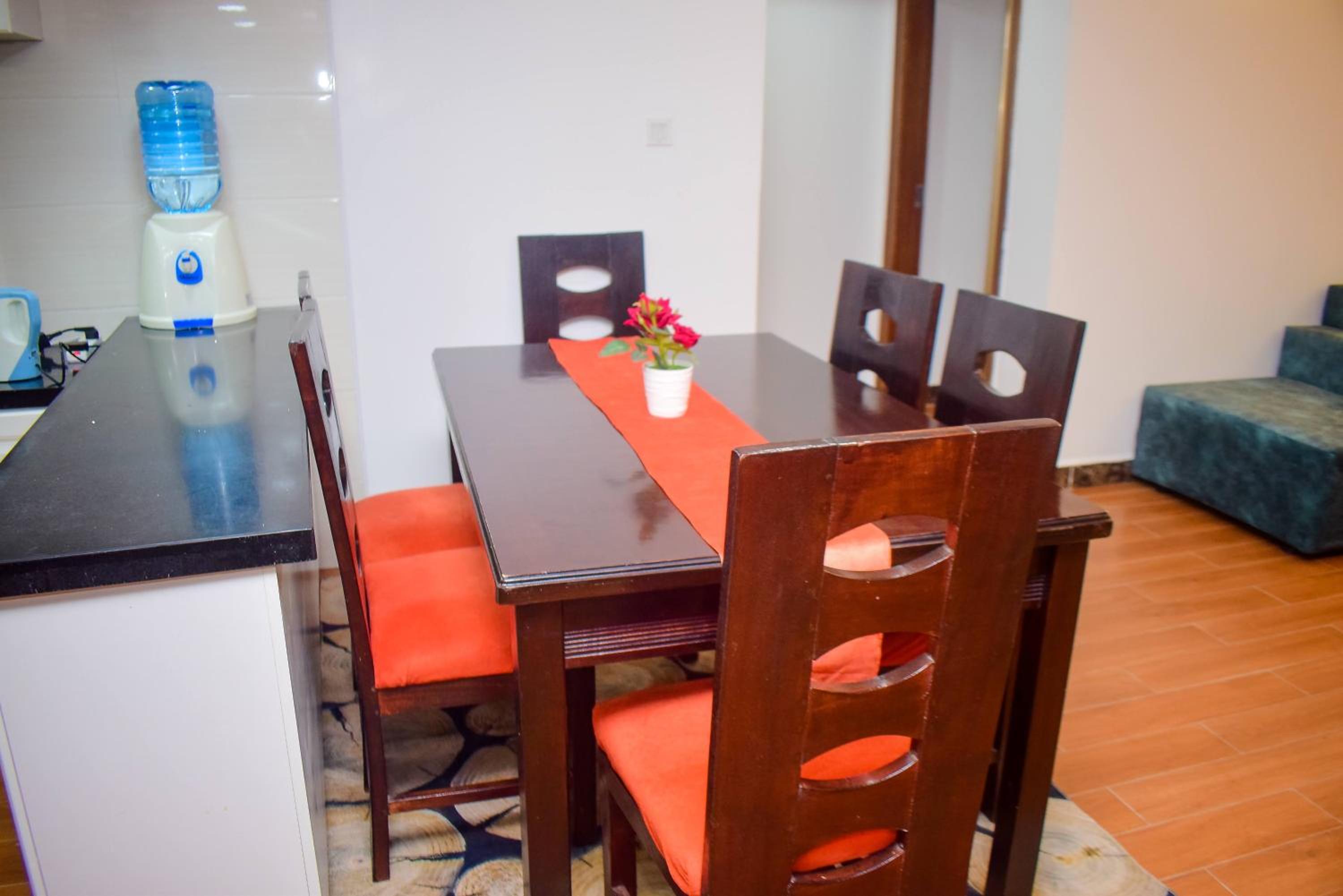 Nairobi Vacations - Cossy Apartment in Kilimani - Property Image 6