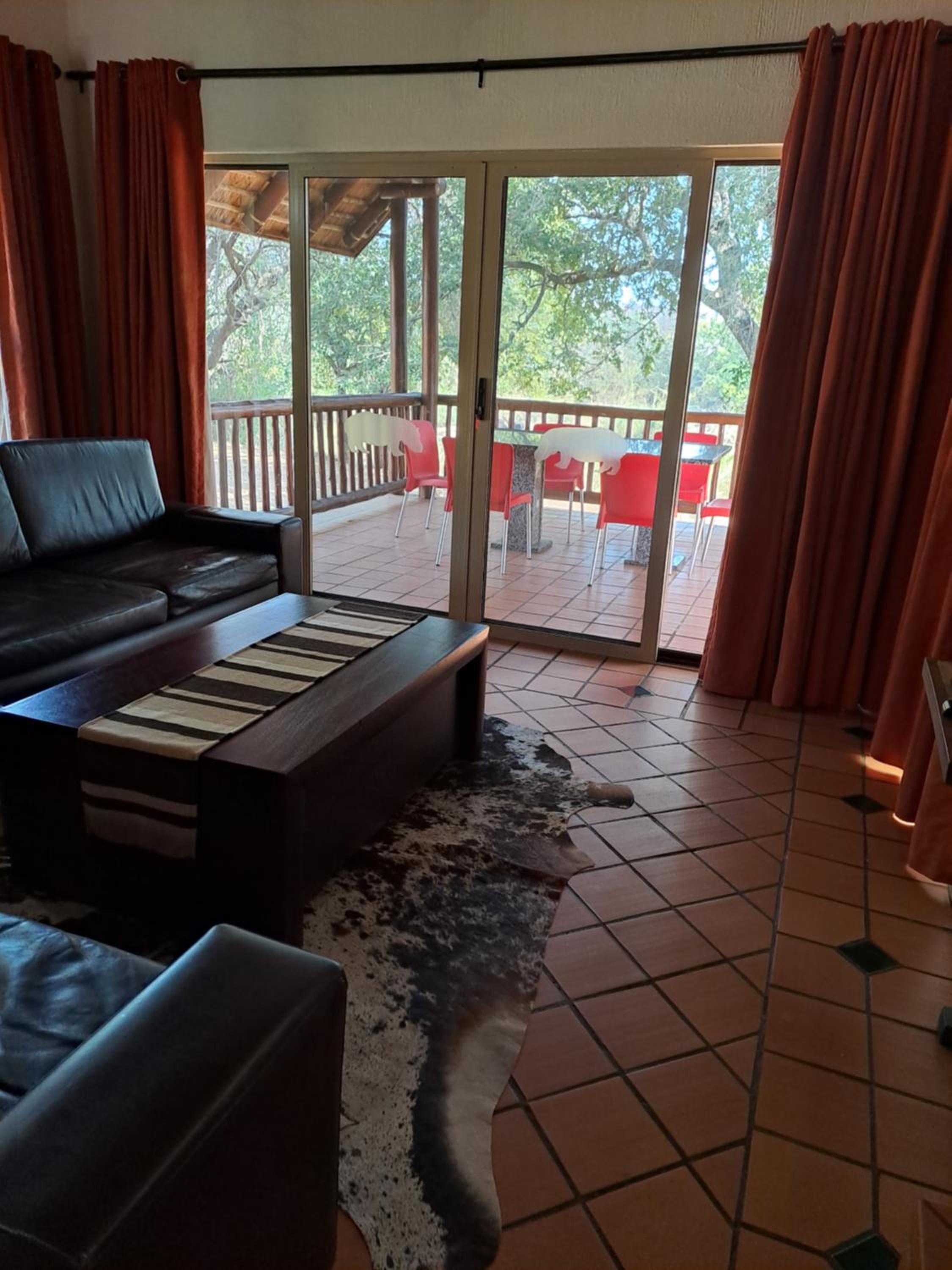 Ekuthuleni River Front Chalets Hoedspruit