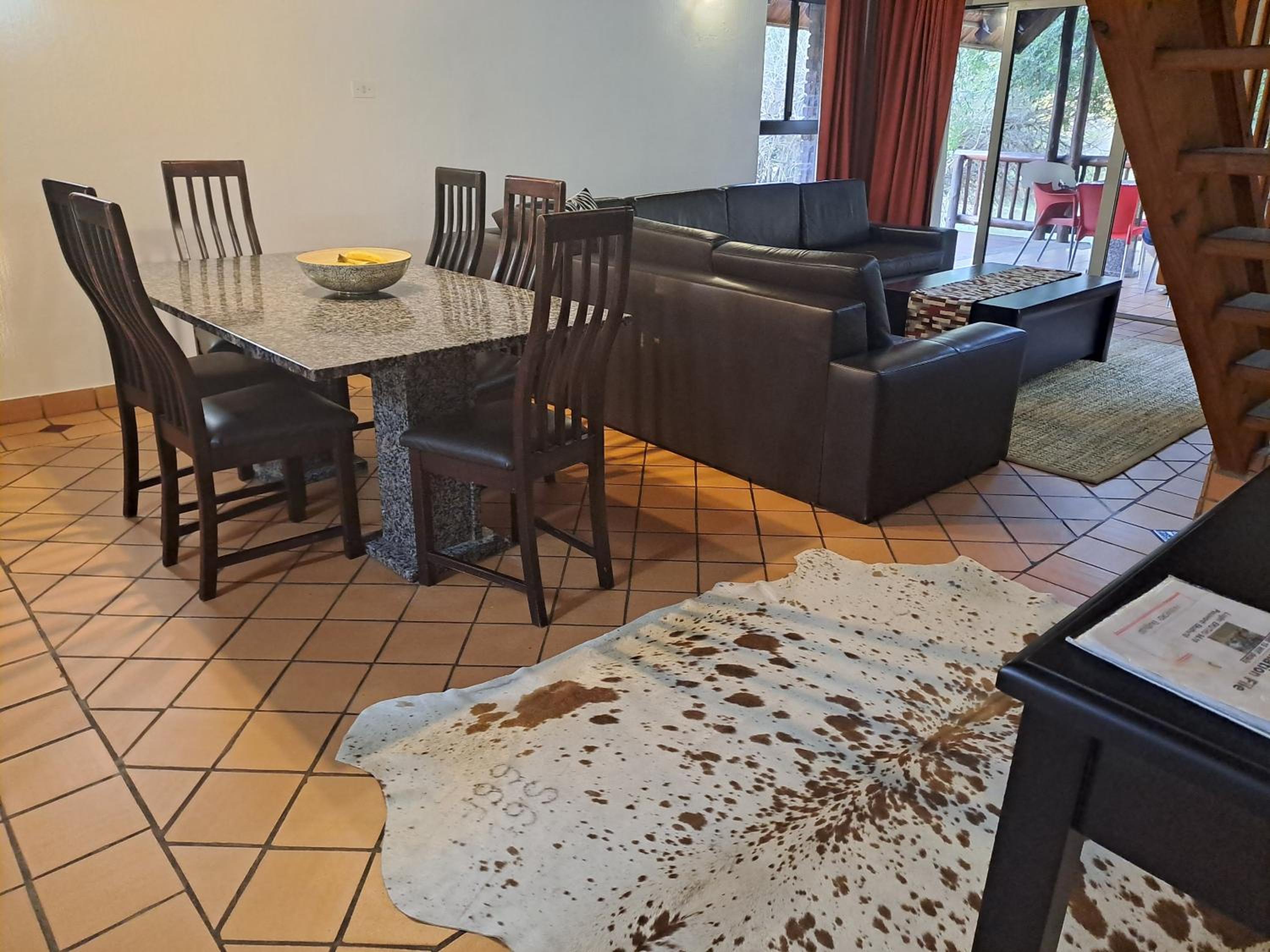 Ekuthuleni River Front Chalets Hoedspruit