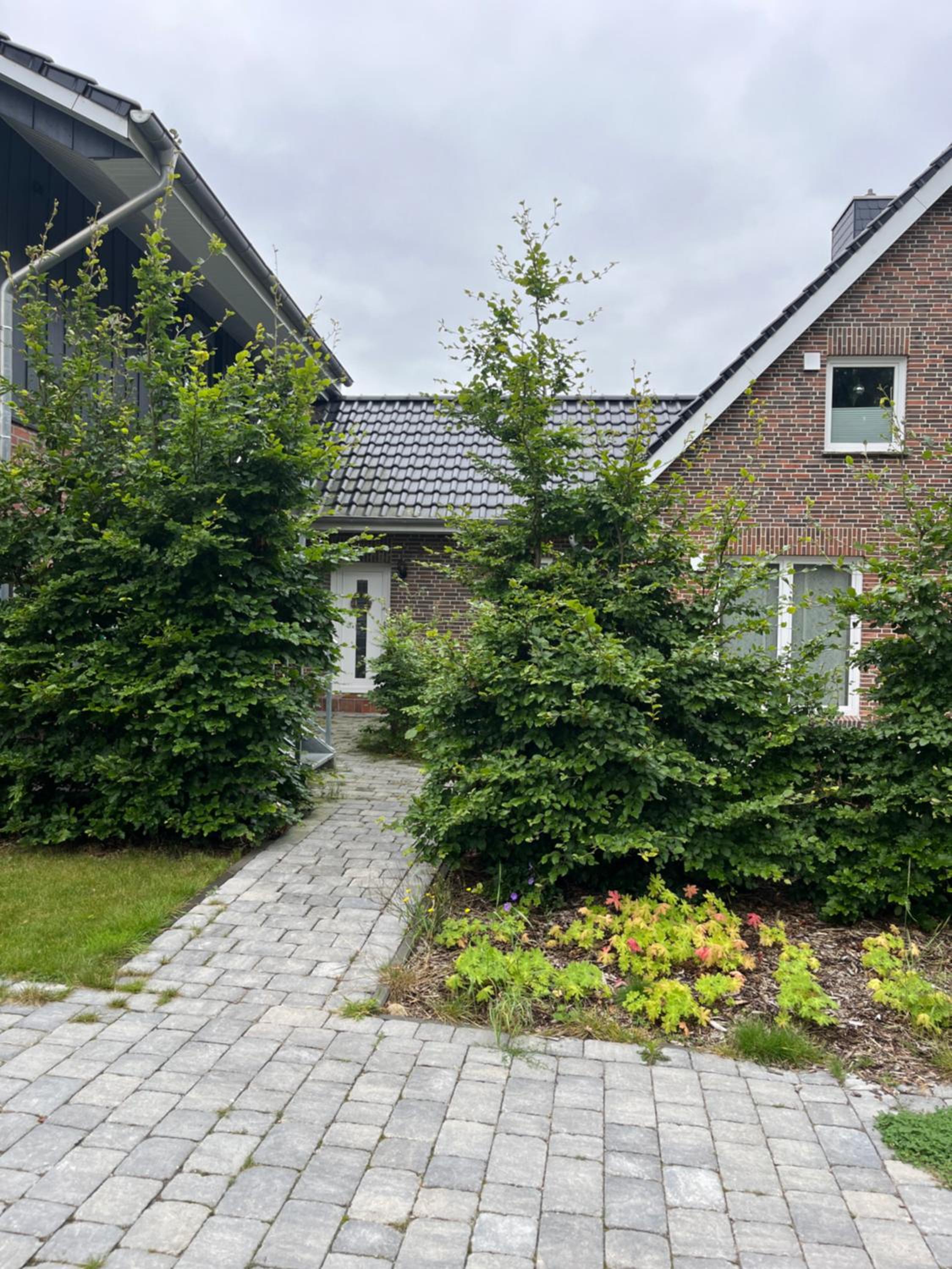 FeWo Brauel am Nordpfad Zevener Geest - Ruhige, moderne 2 Zimmer Wohnung, Ladestation, Parkplatz, Wlan, Garten view 2