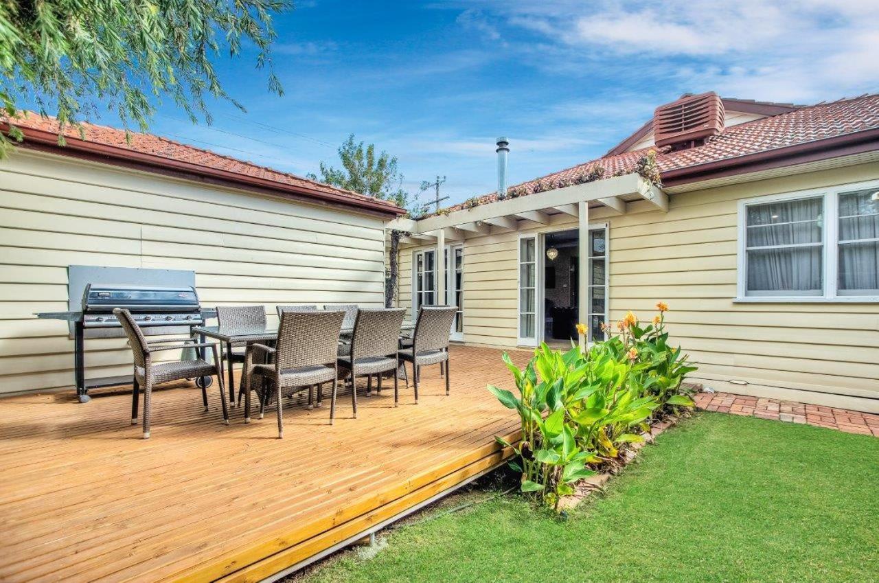 Ayr House - Echuca Holiday Homes