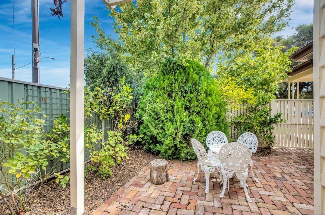 Ayr House - Echuca Holiday Homes