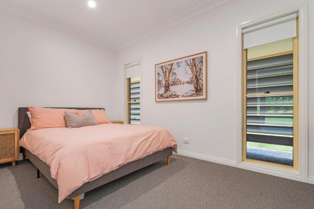 The Waterfront - Echuca Holiday Homes
