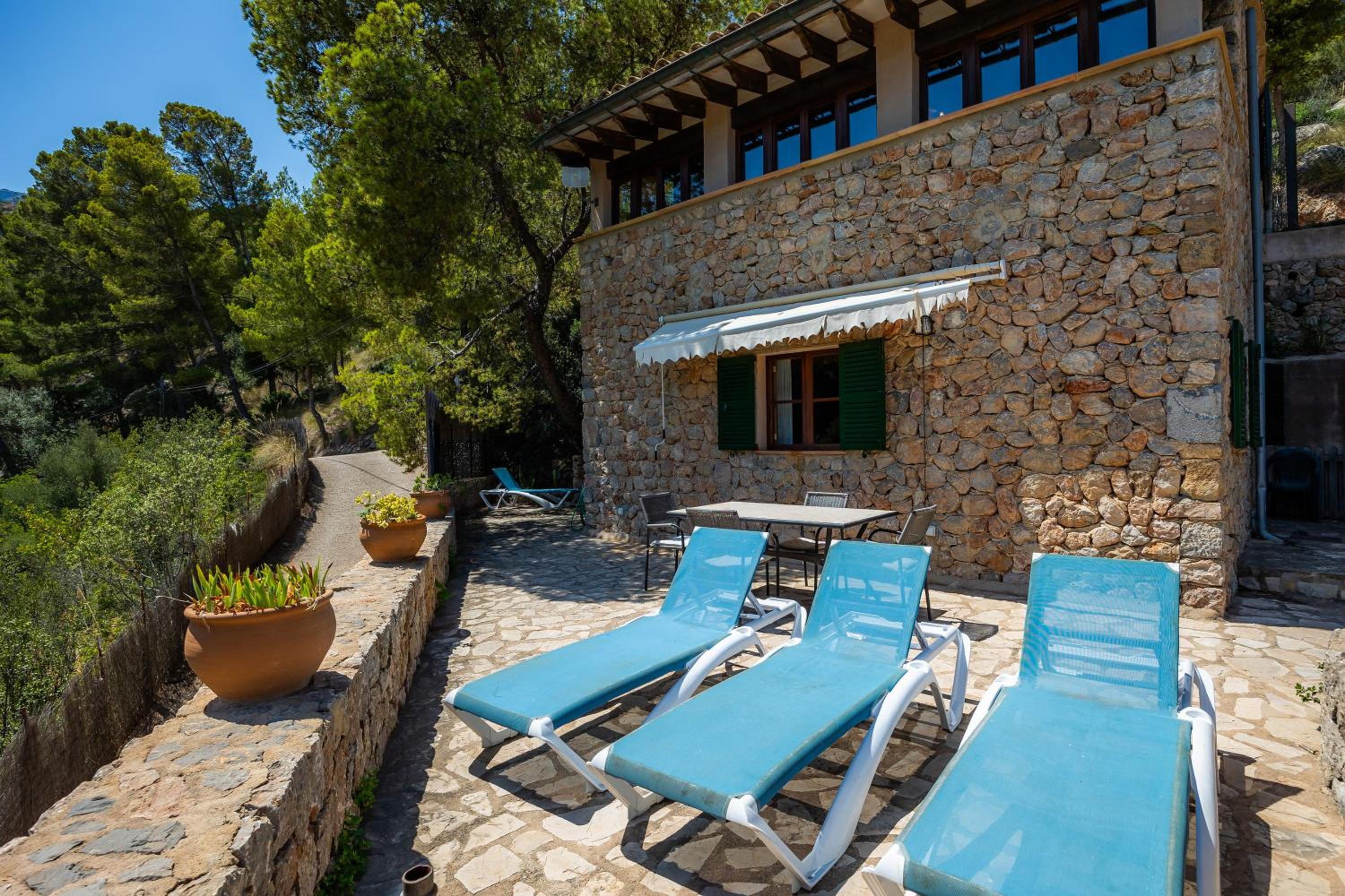 Casita En Cala Deia Junto Al Mar 1 view 3