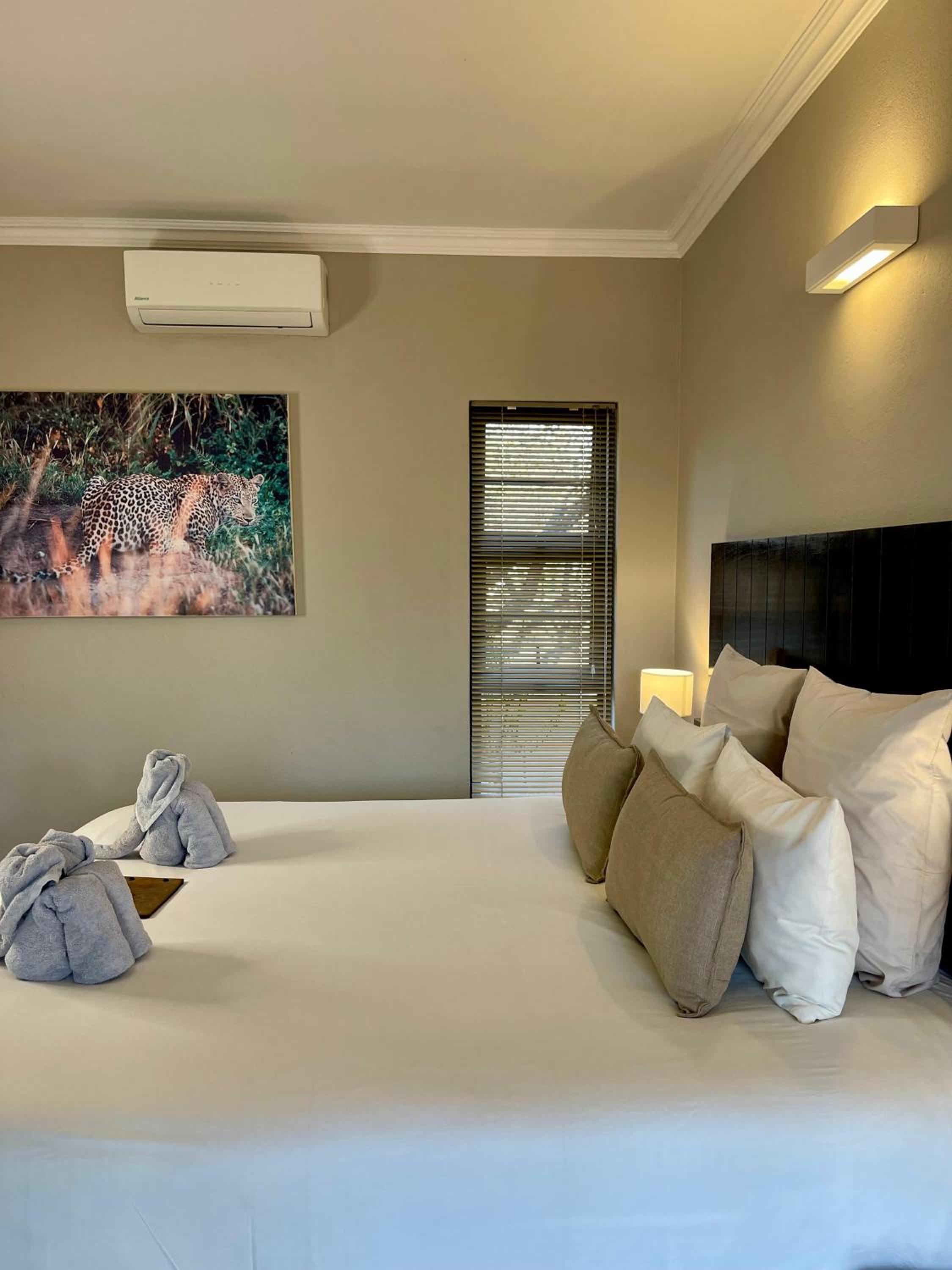 The Baobab Bush Lodge and Villa
