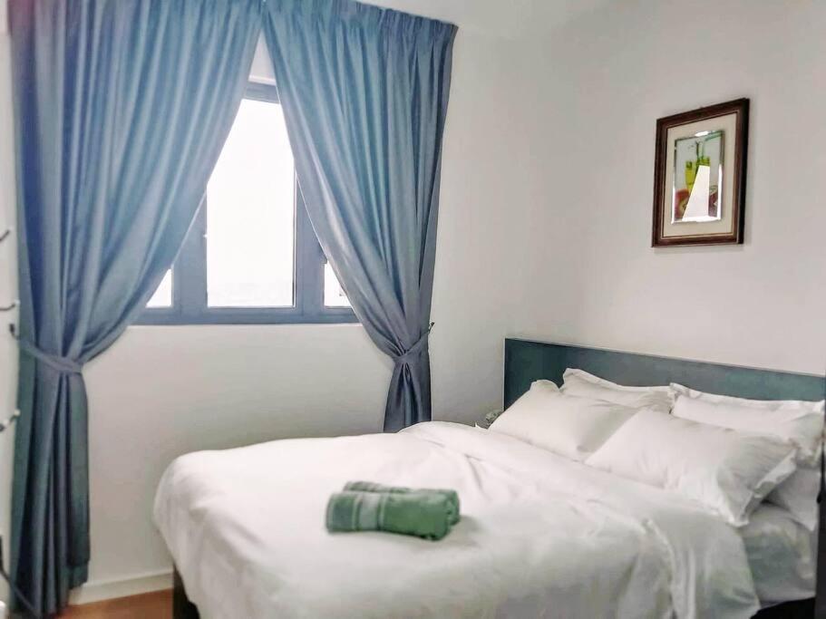 MVE45 KL Sunway Velocity Ikea MRT Cheras #8pax-2cp