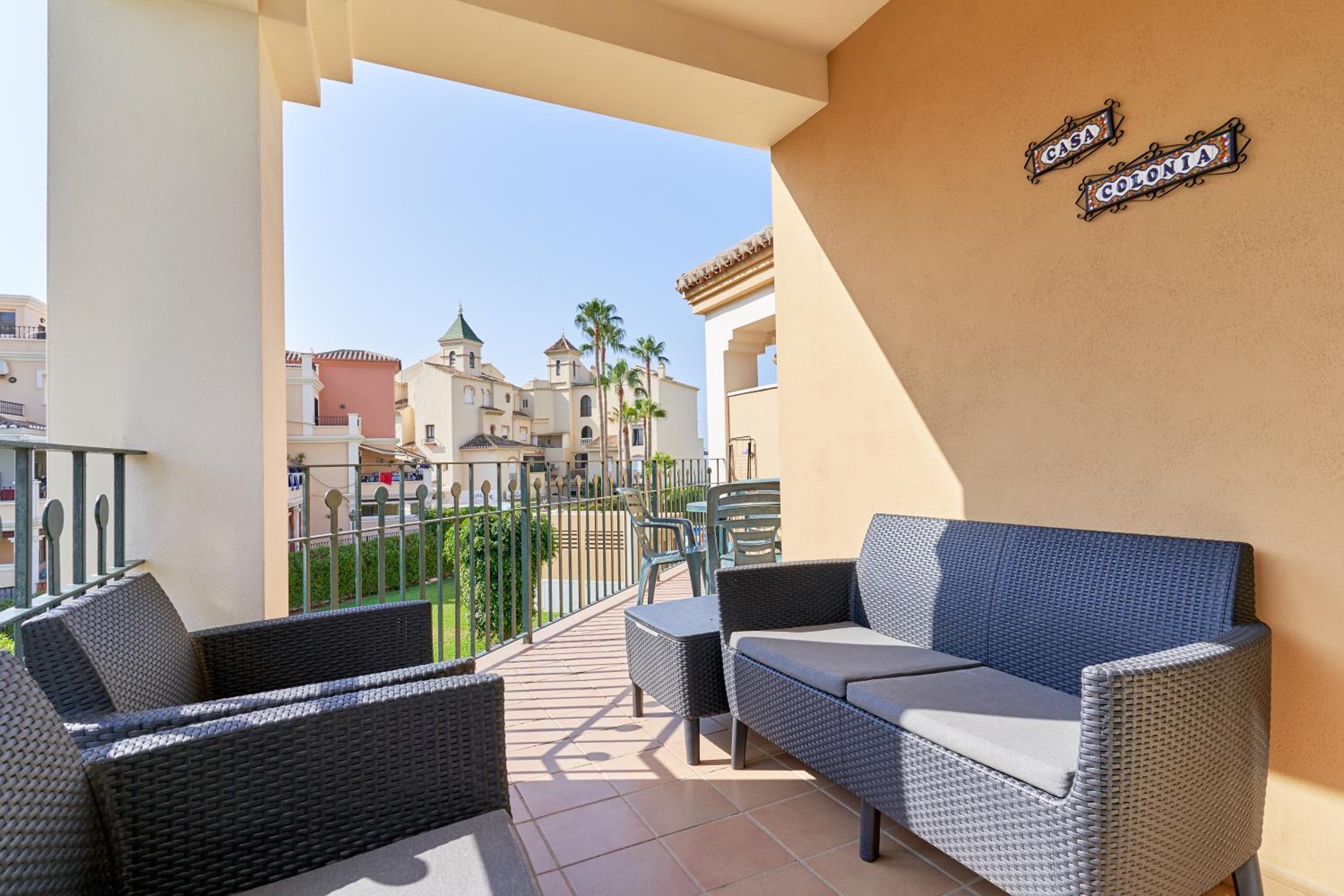 Las Palmeras A92 photo 2