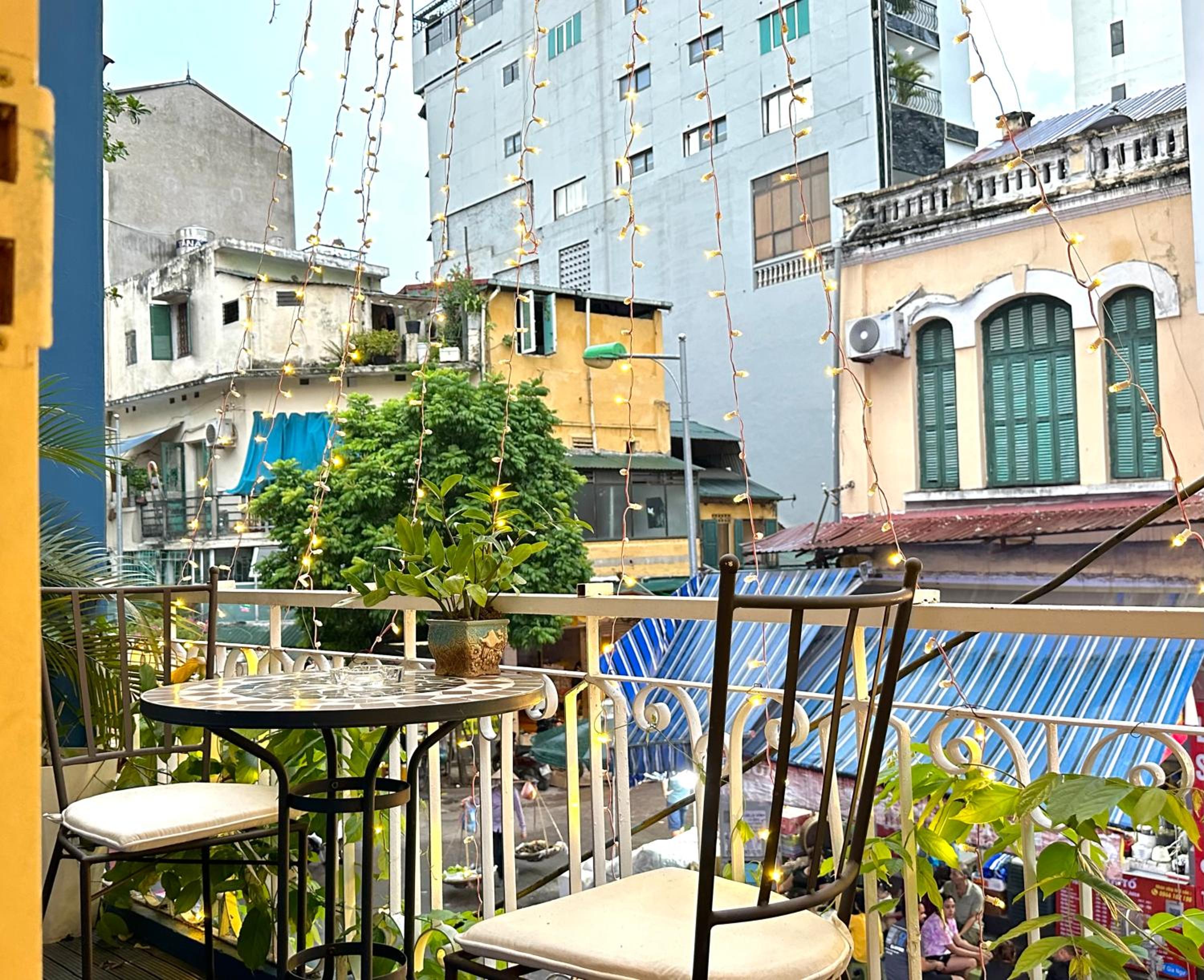 City view Central Big Balcony 3Br