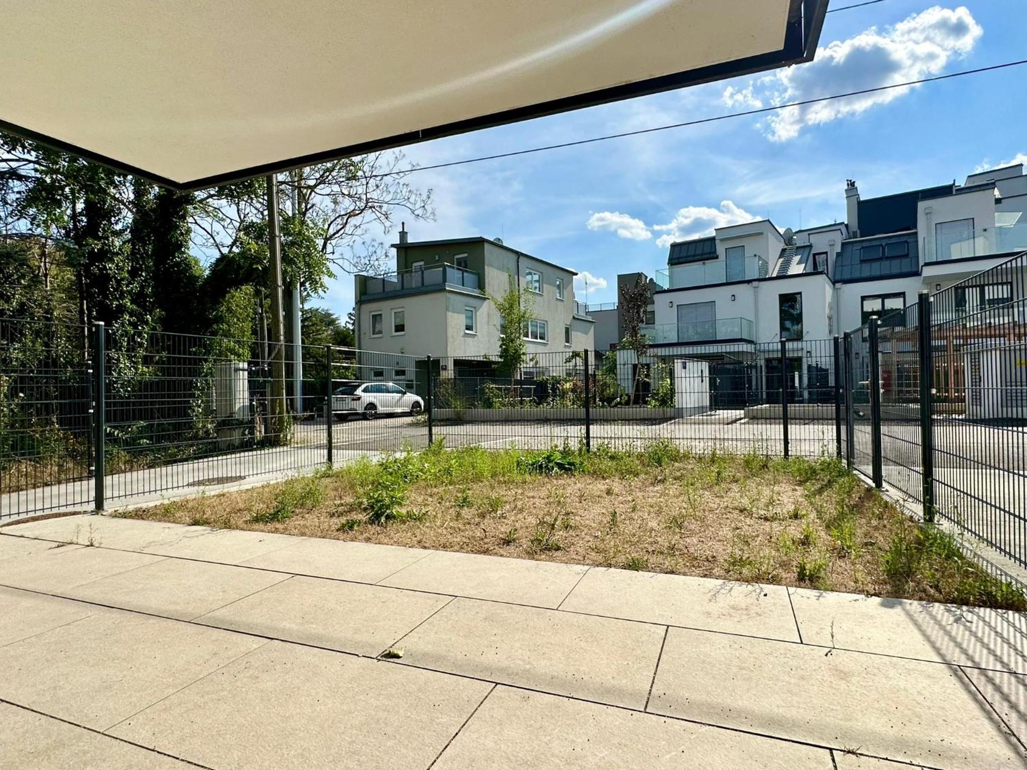 Premium Apartment with Garden