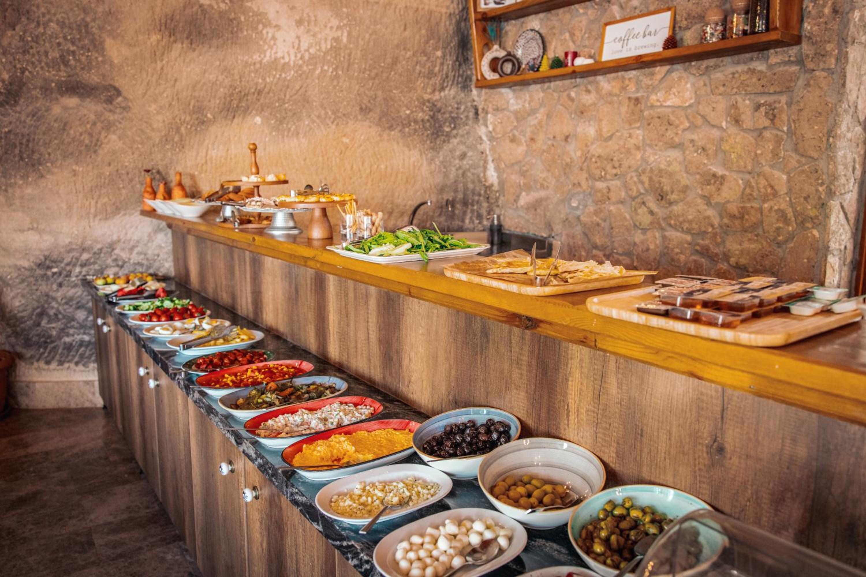 Cave Hotel Saksagan - Image 27