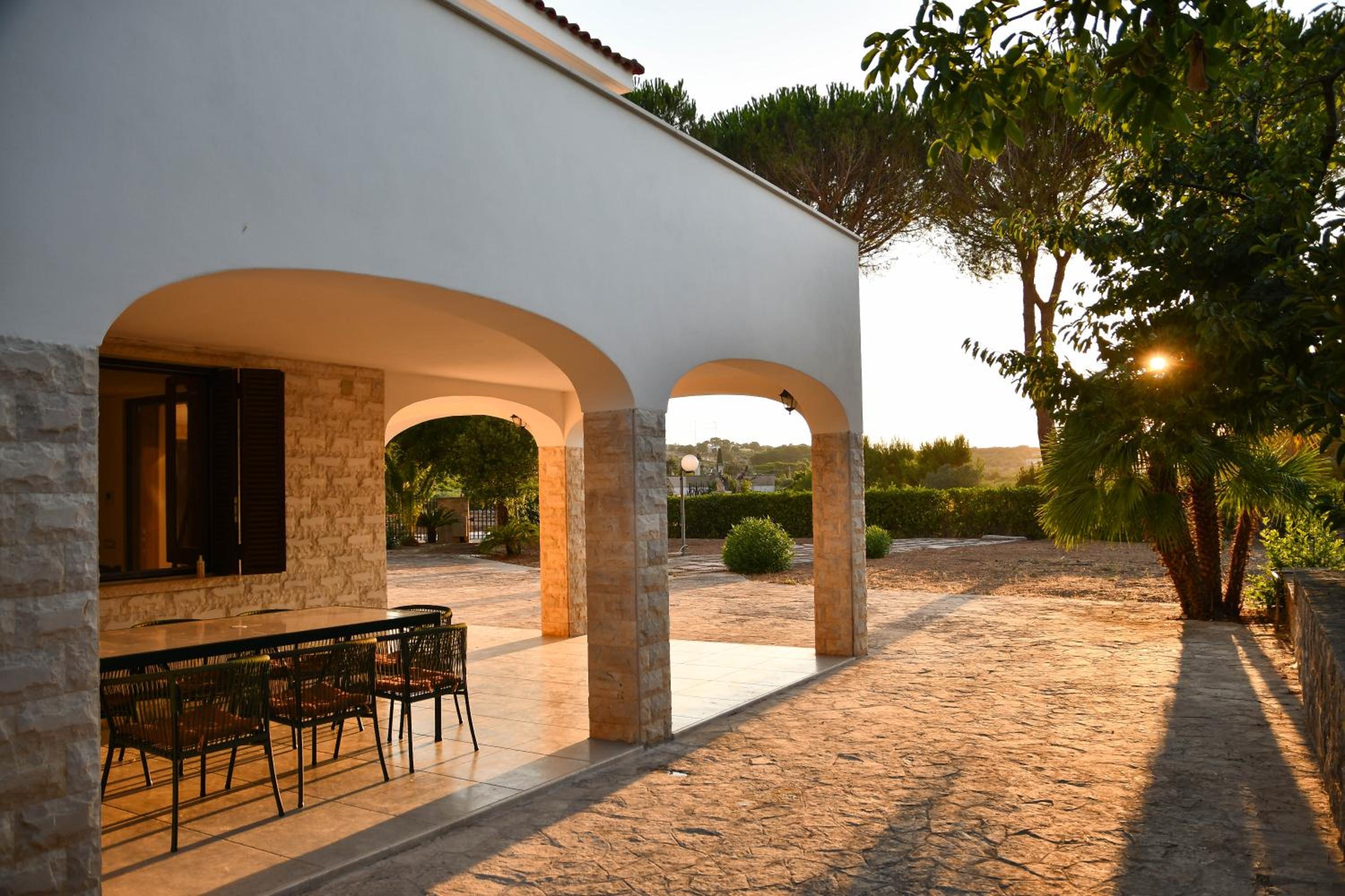 Villa Cinque Pini view 4