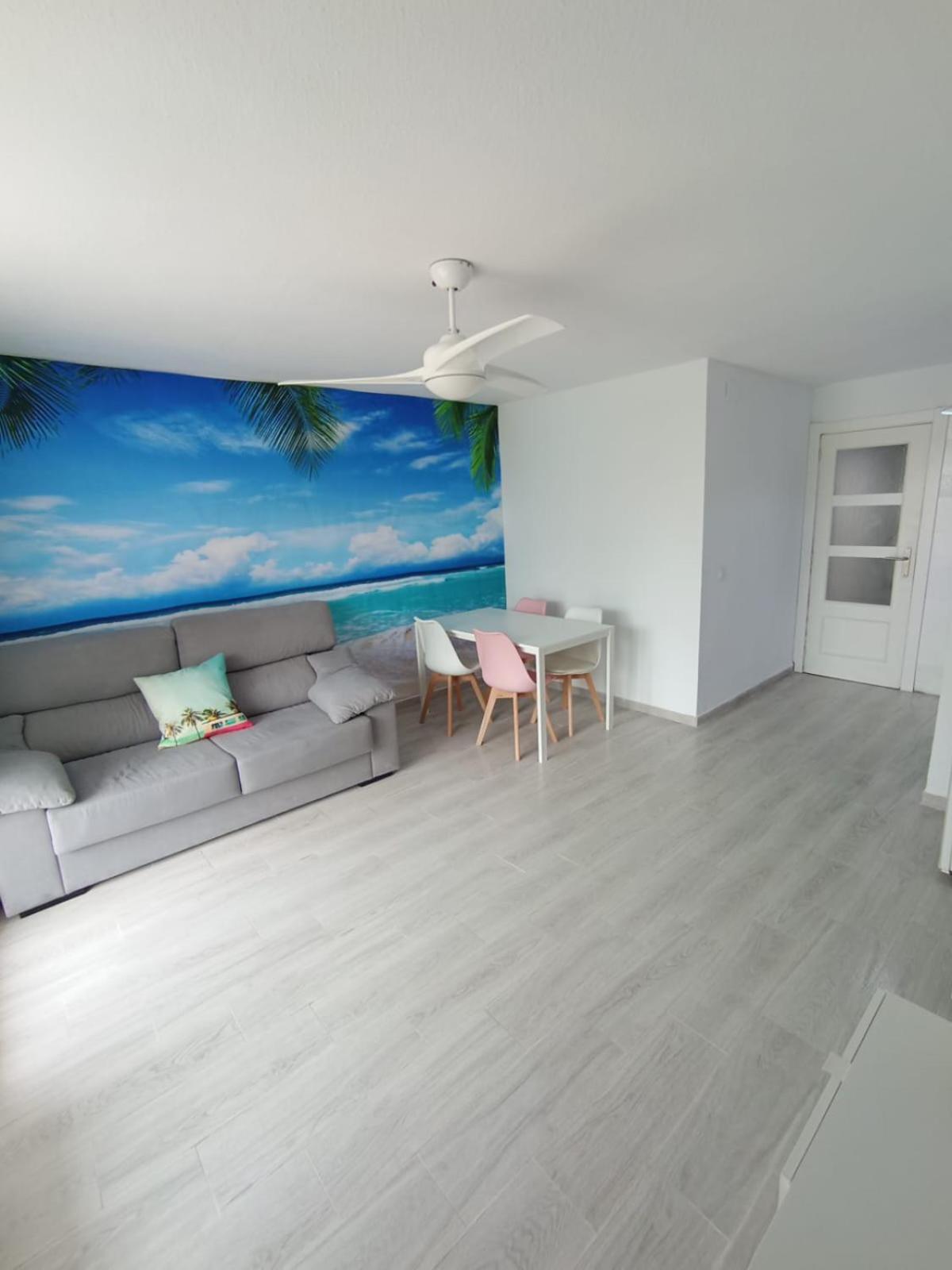 Apartamento enfrente la playa