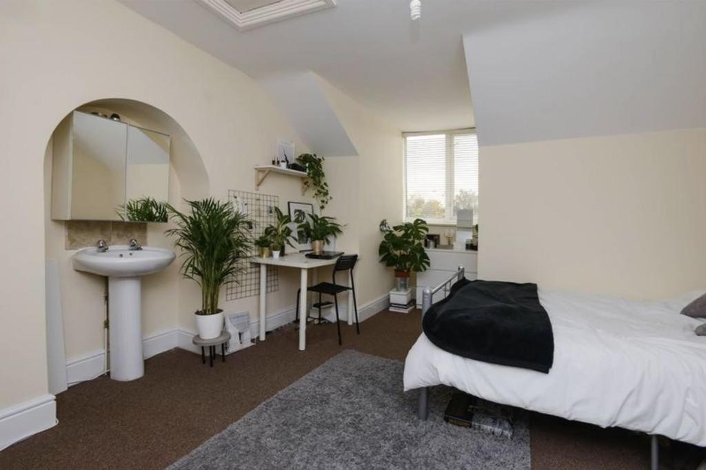 Kasu Lodge - Sneinton, Nottingham view 4