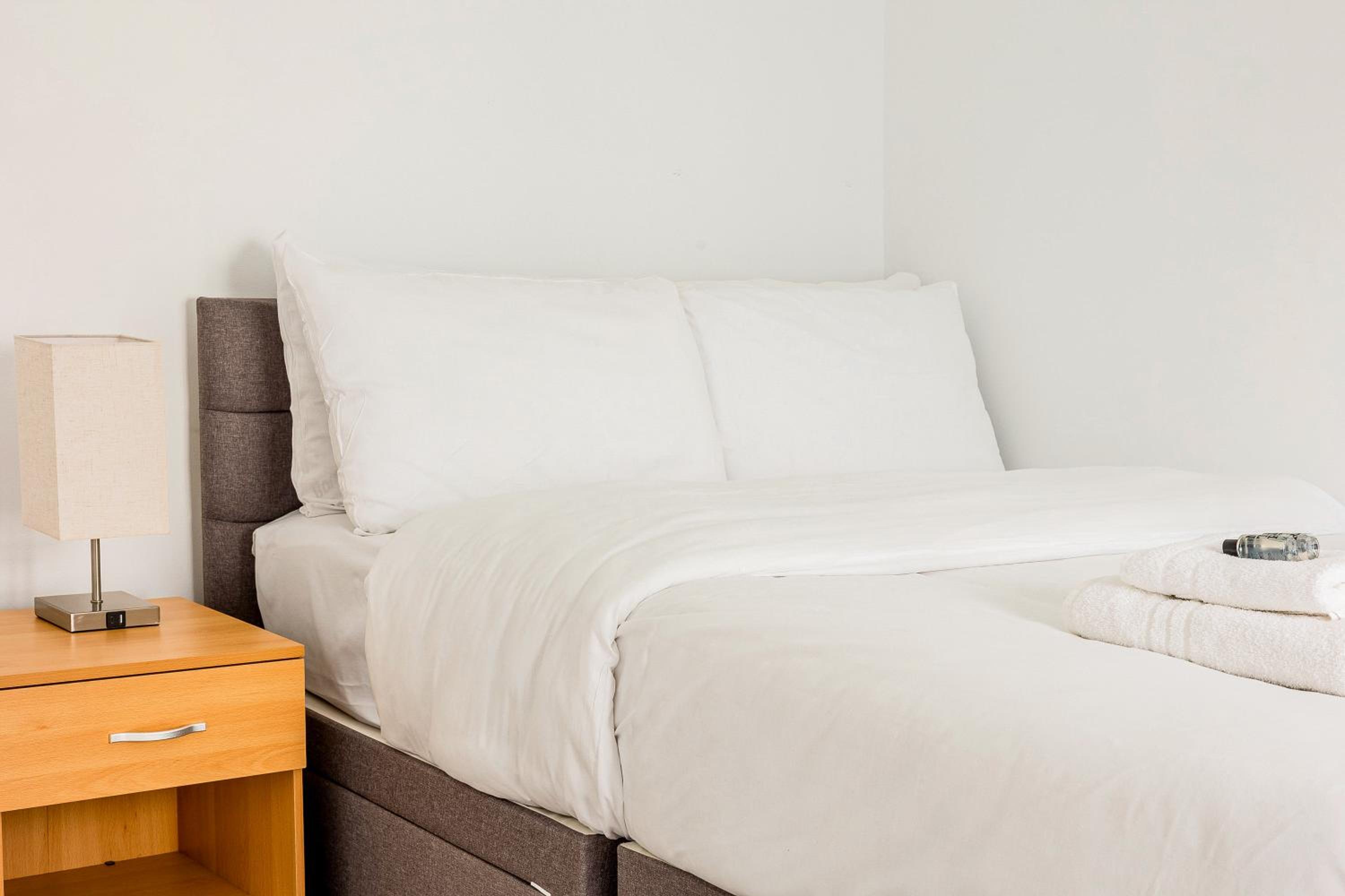 Central 2BR in Vibrant Spitalfields, 5min Tube