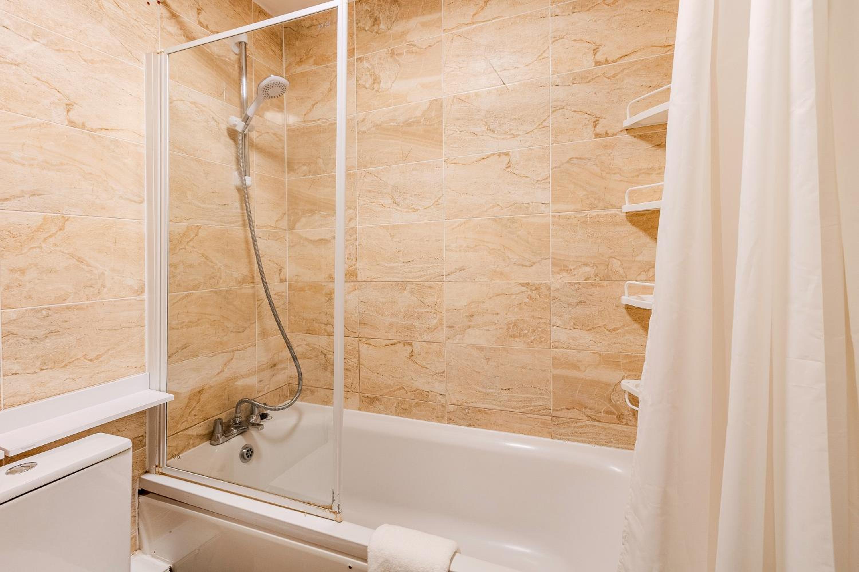 Central 2BR in Vibrant Spitalfields, 5min Tube