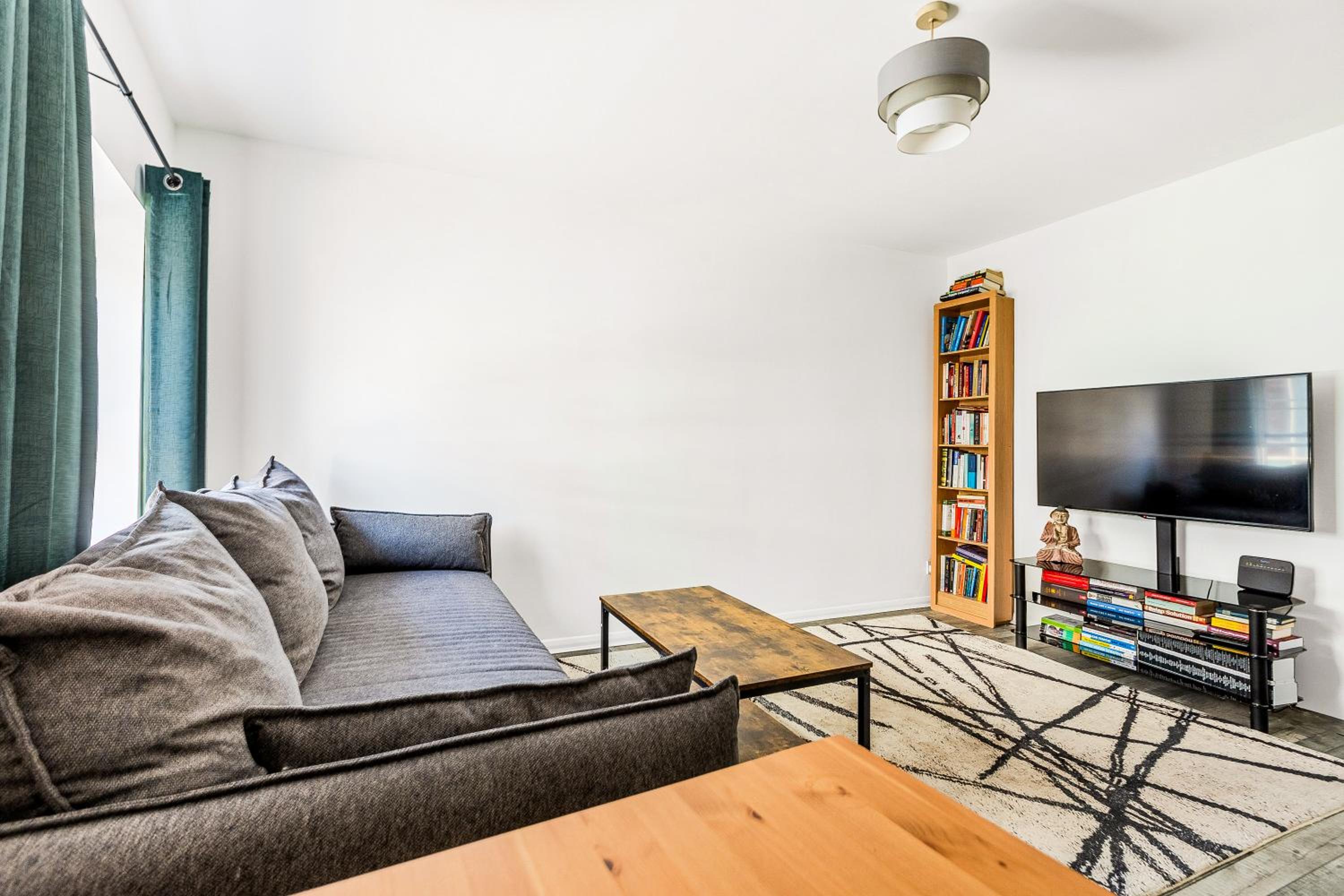 Central 2BR in Vibrant Spitalfields, 5min Tube