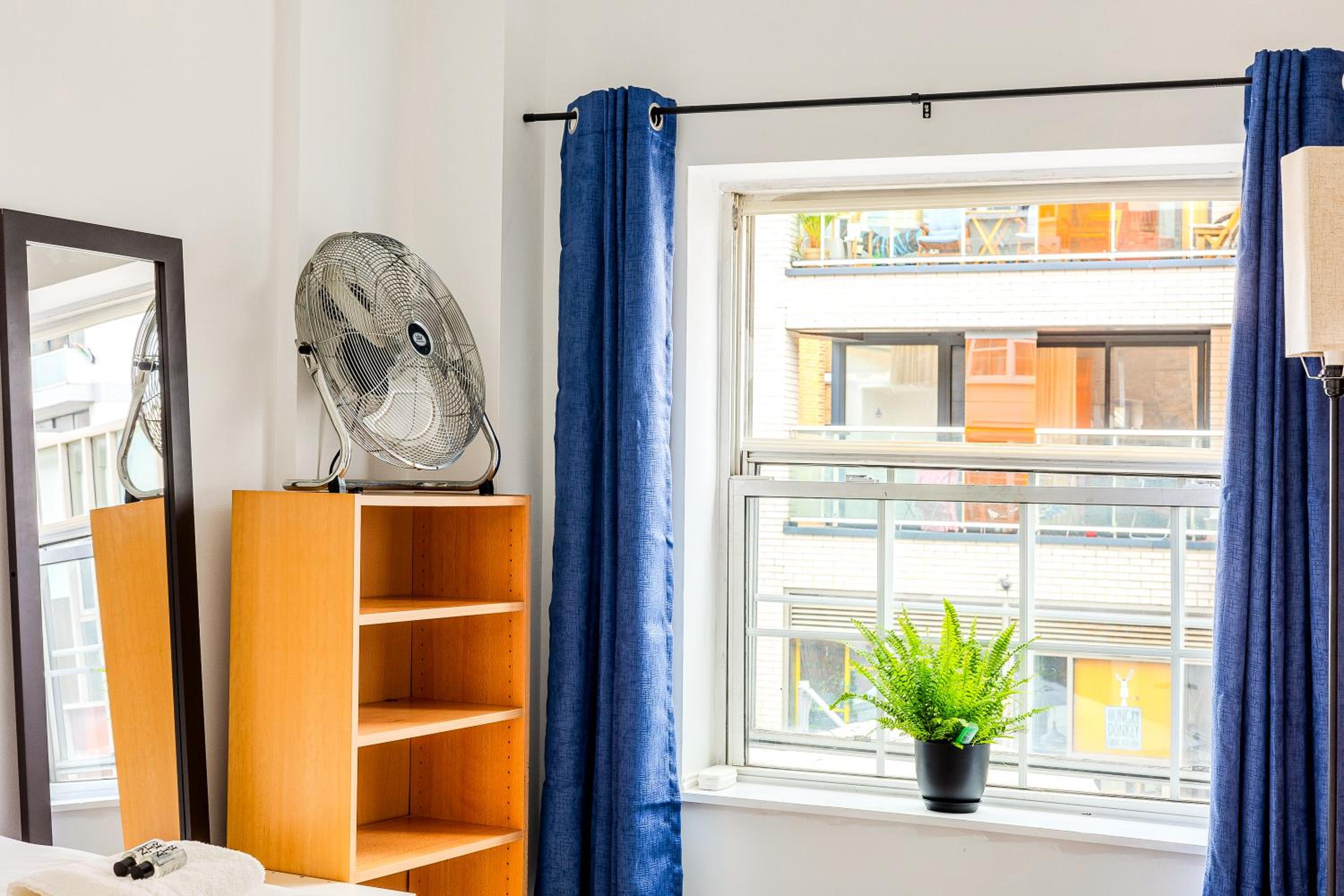 Central 2BR in Vibrant Spitalfields, 5min Tube