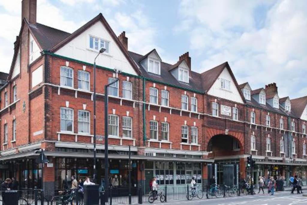 Central 2BR in Vibrant Spitalfields, 5min Tube