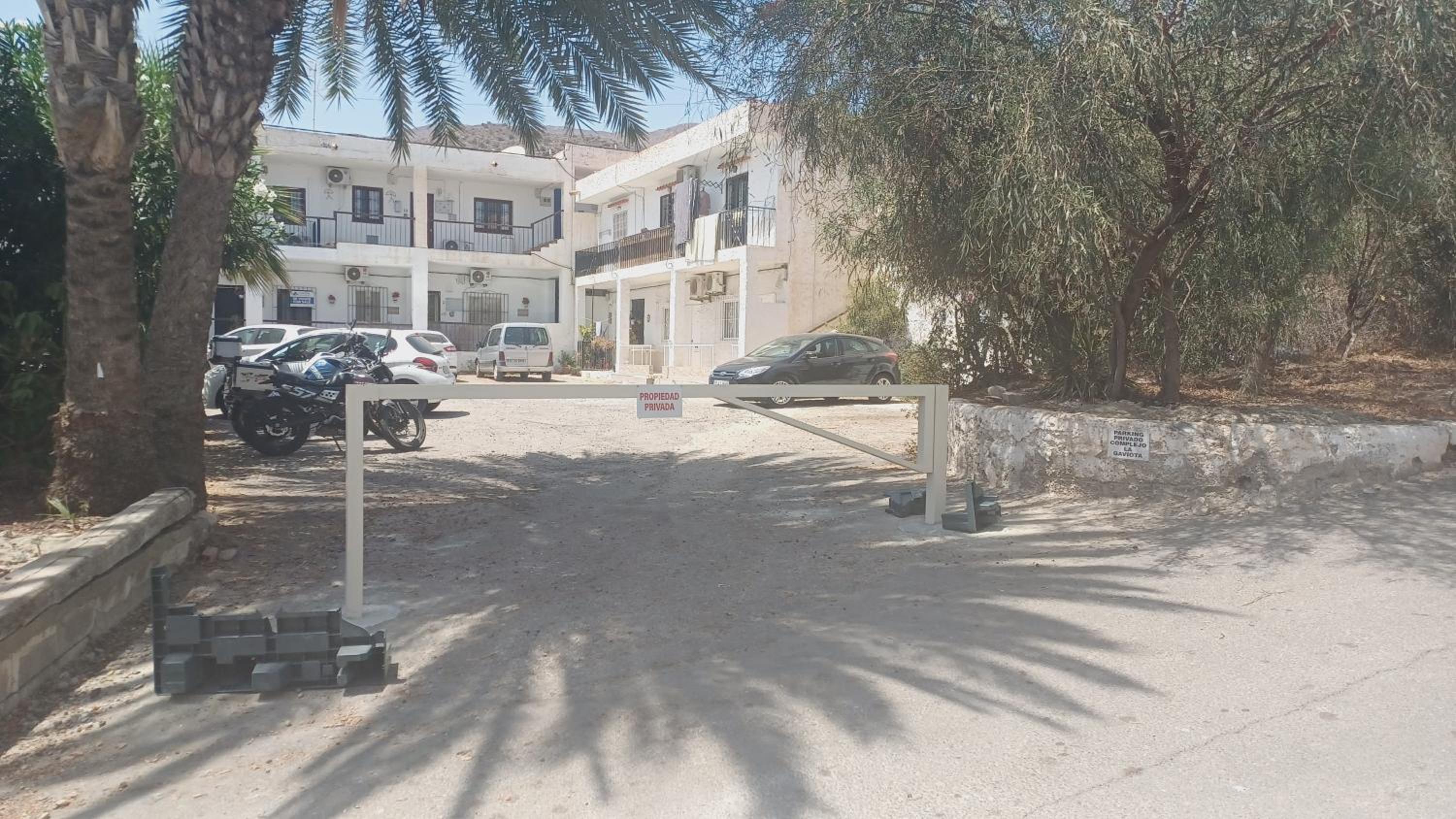 Central beachfront location Mojácar
