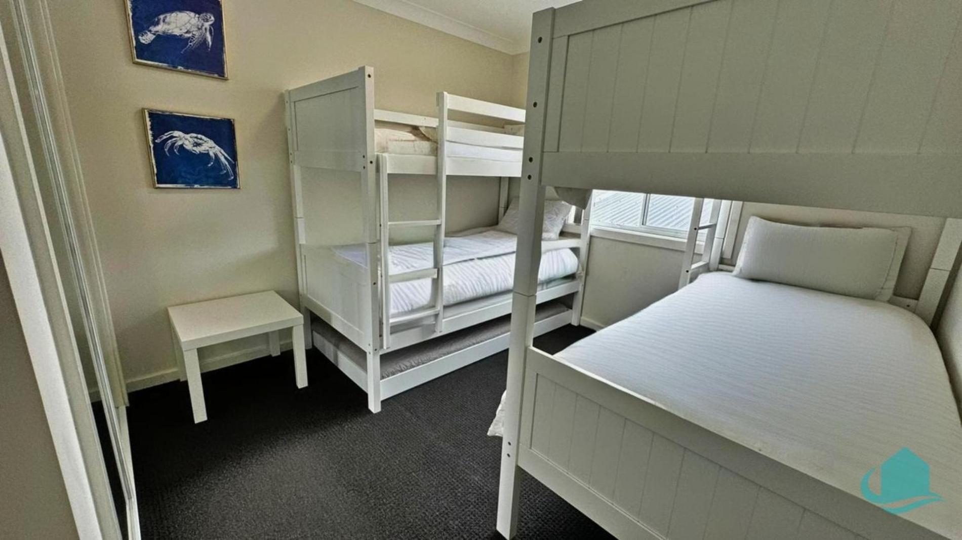 2B at Swansea cosy cottage, outdoor pet friendly