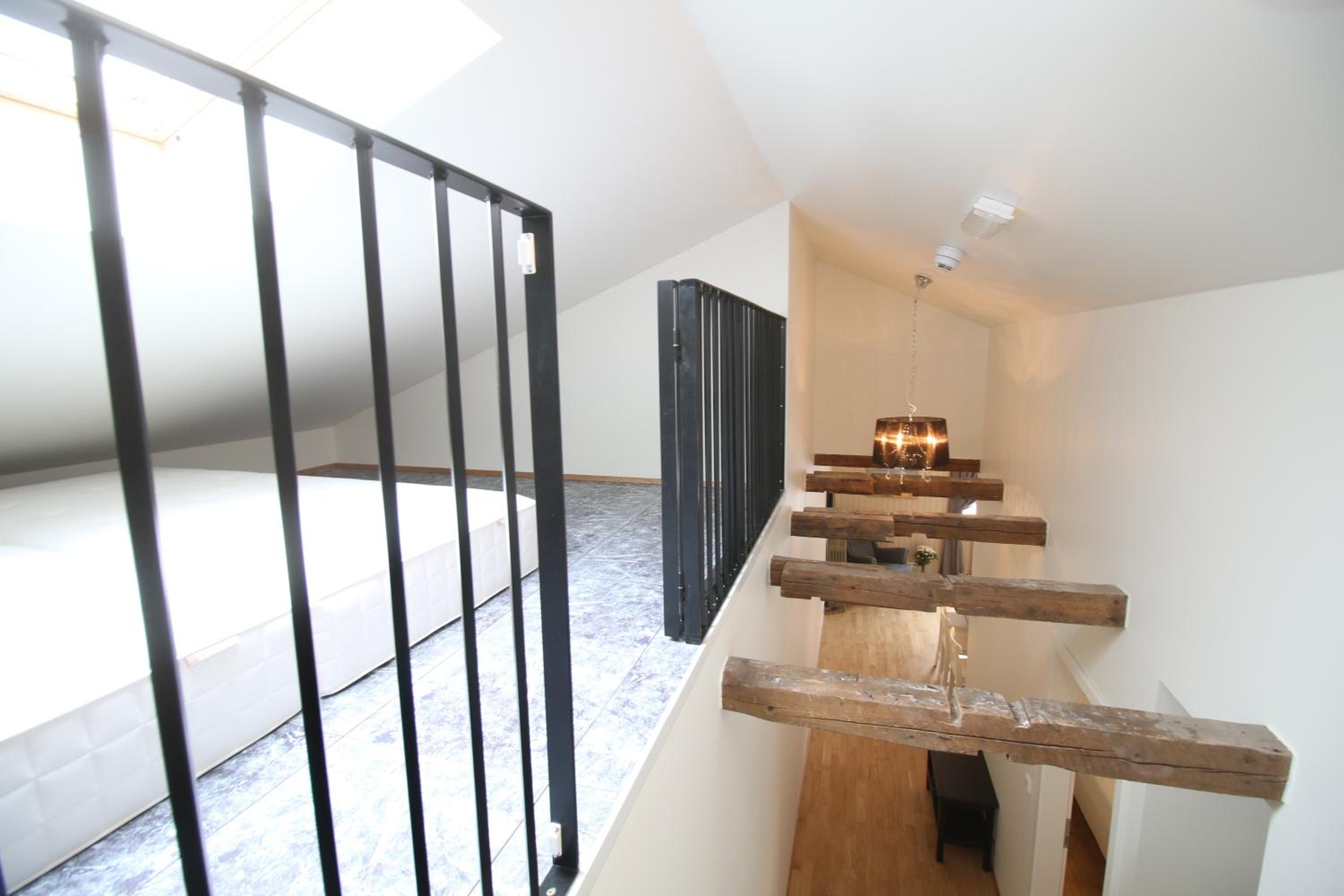 Acco Ice Apartments