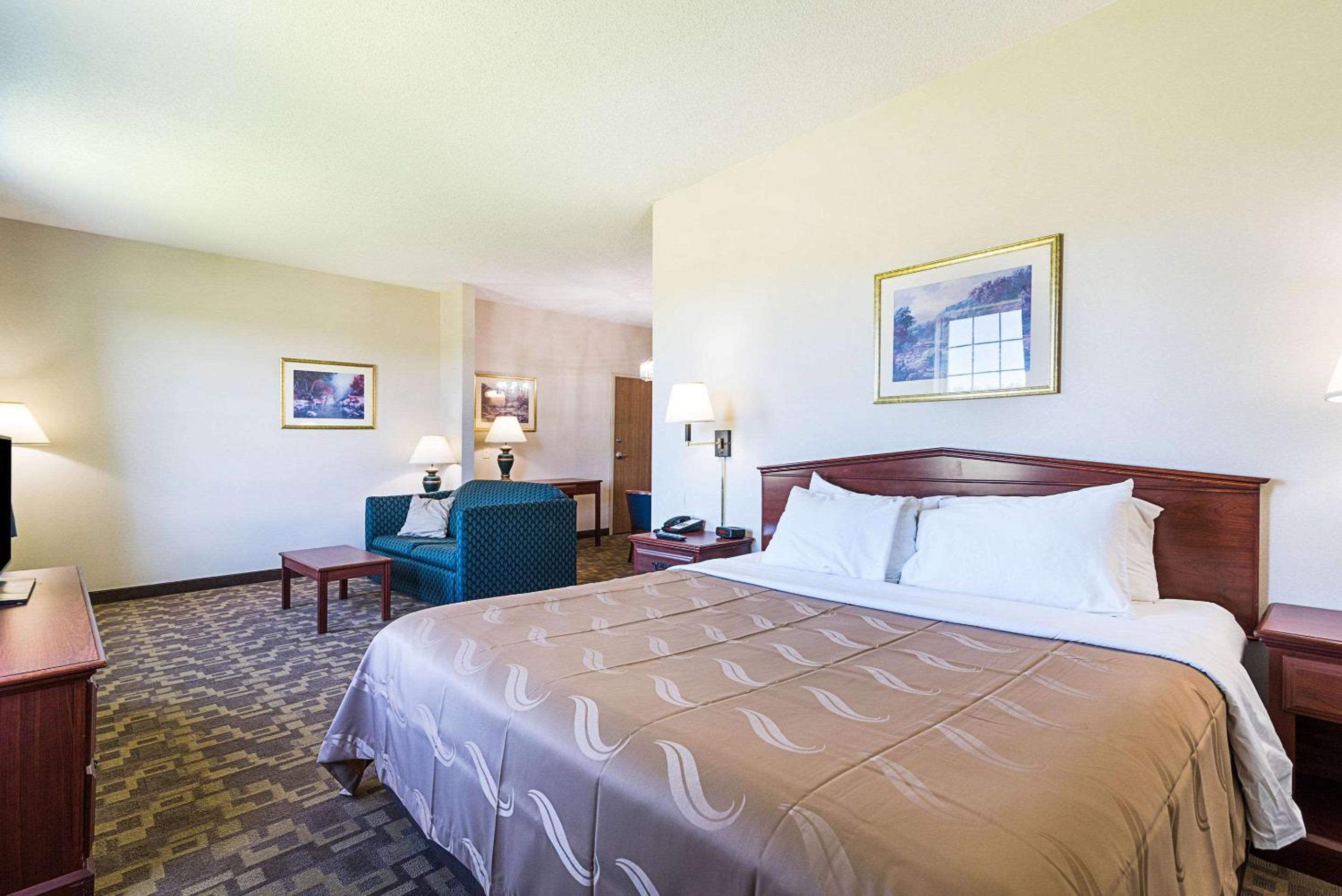 Quality Inn Suites Schoharie near Howe Caverns - Property Image 62