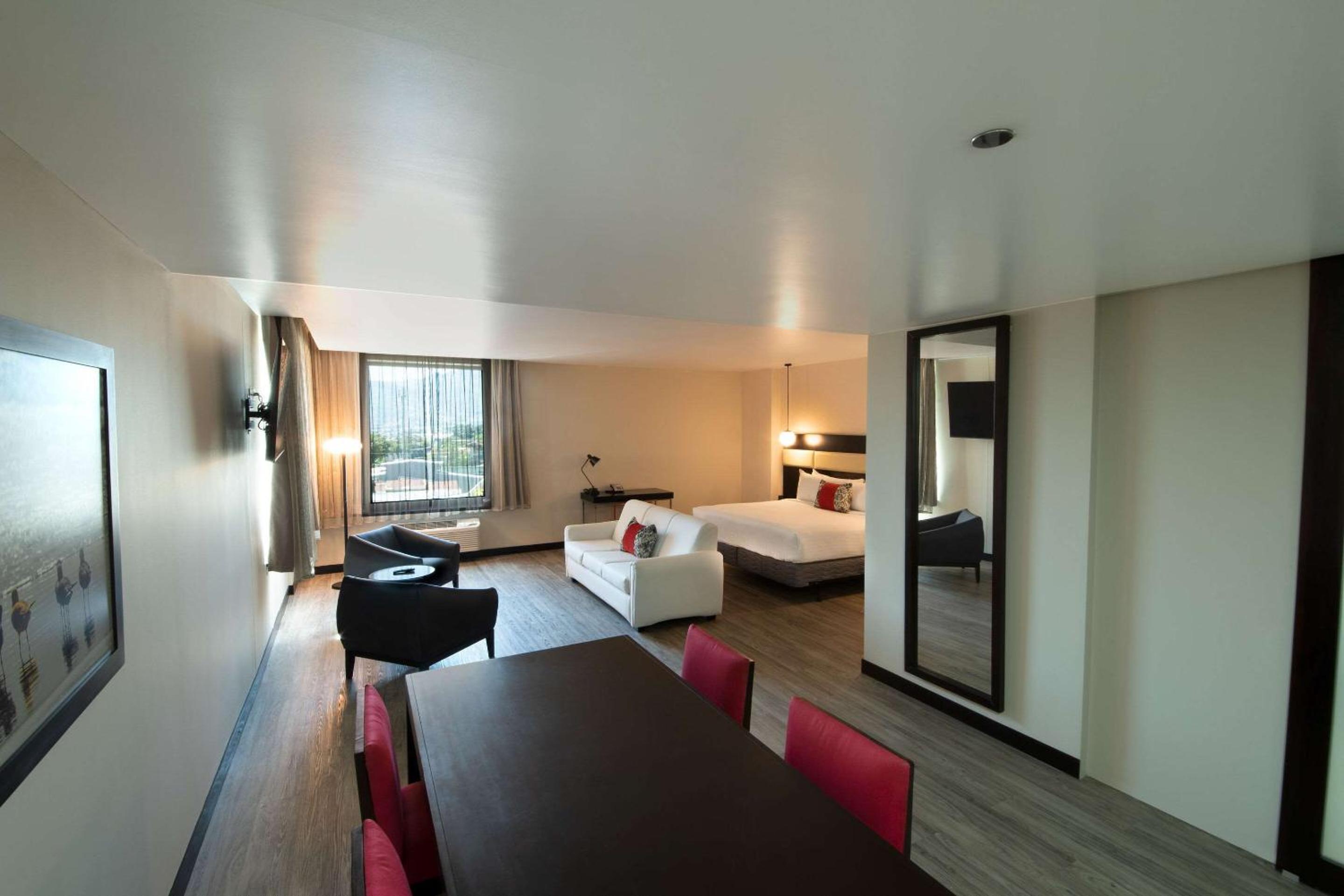 Park Inn San Jose by Radisson - Property Image 50