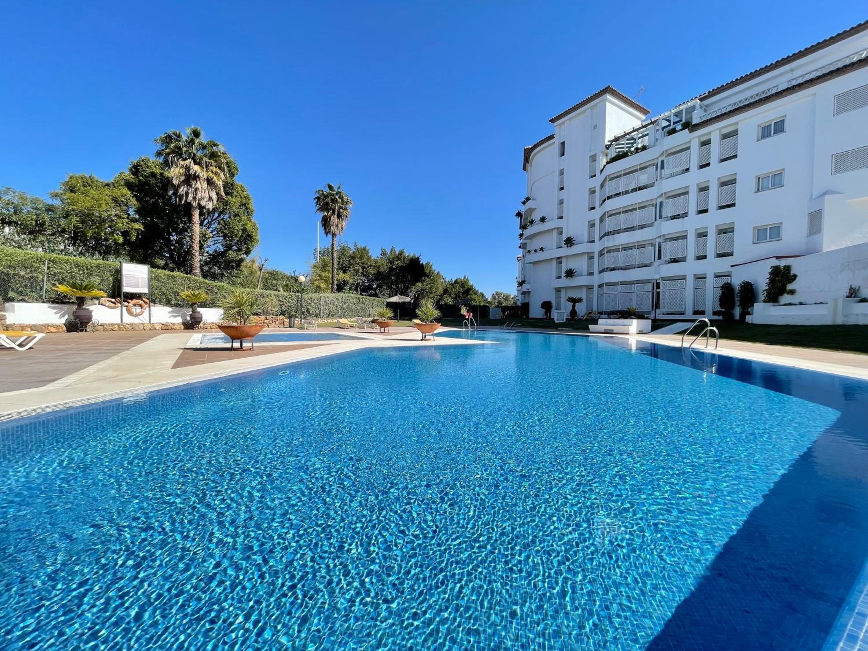 PUERTO BANUS MARBELLA PLAYAS DEL DUQUE