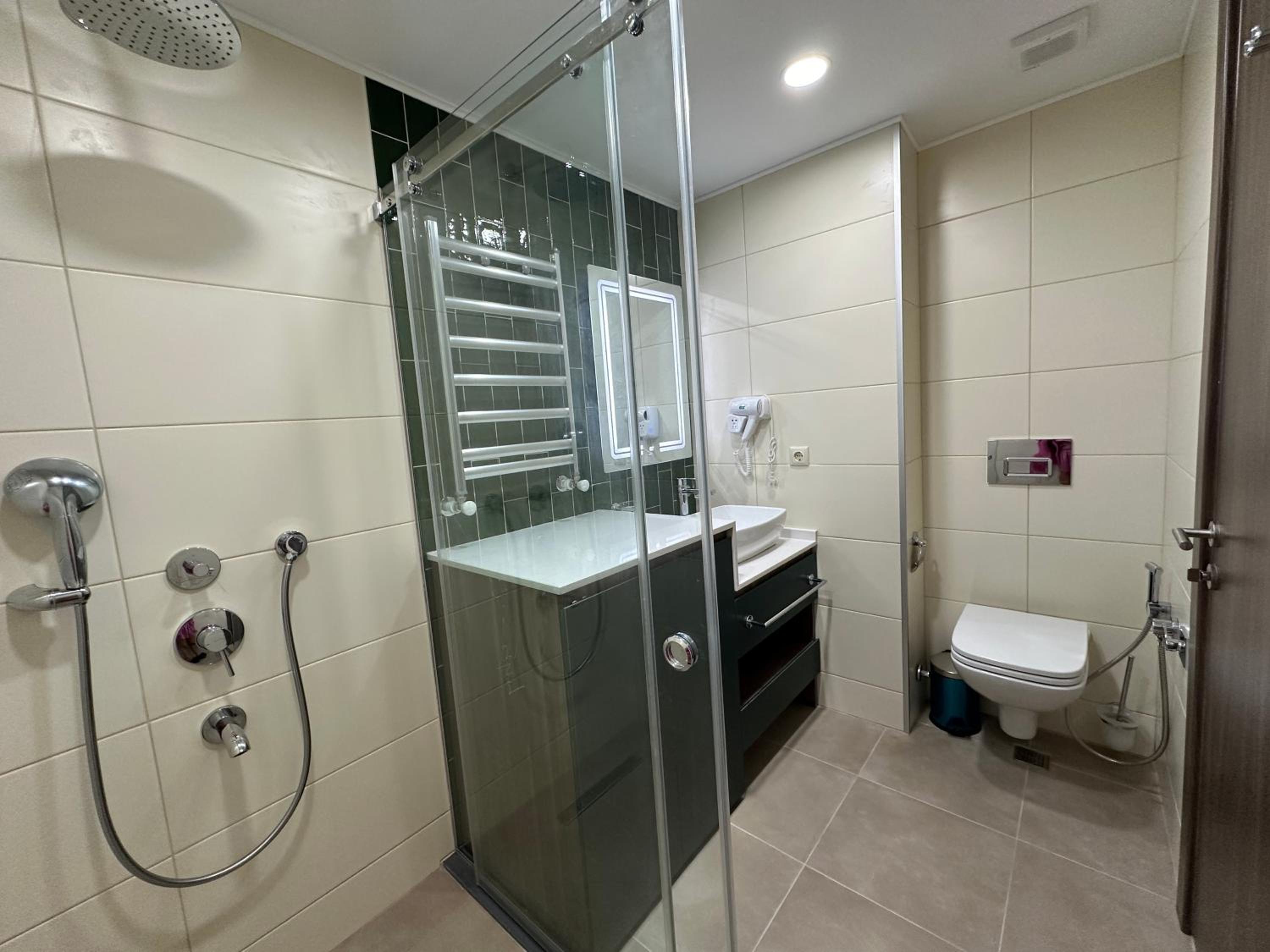 Amazing seaside apartment 829 view 2