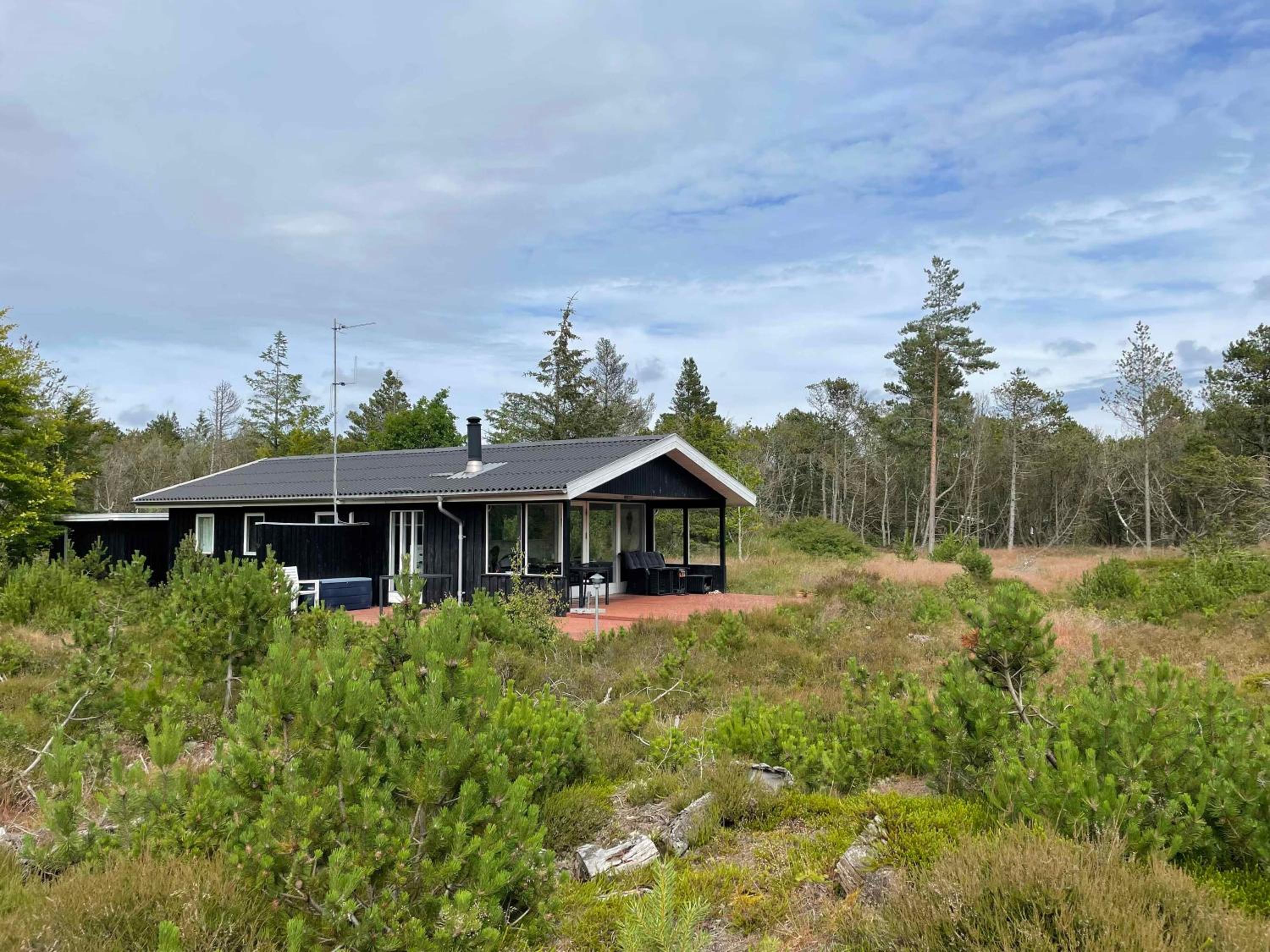 Unique Location On A Large Sunny Natural Plot