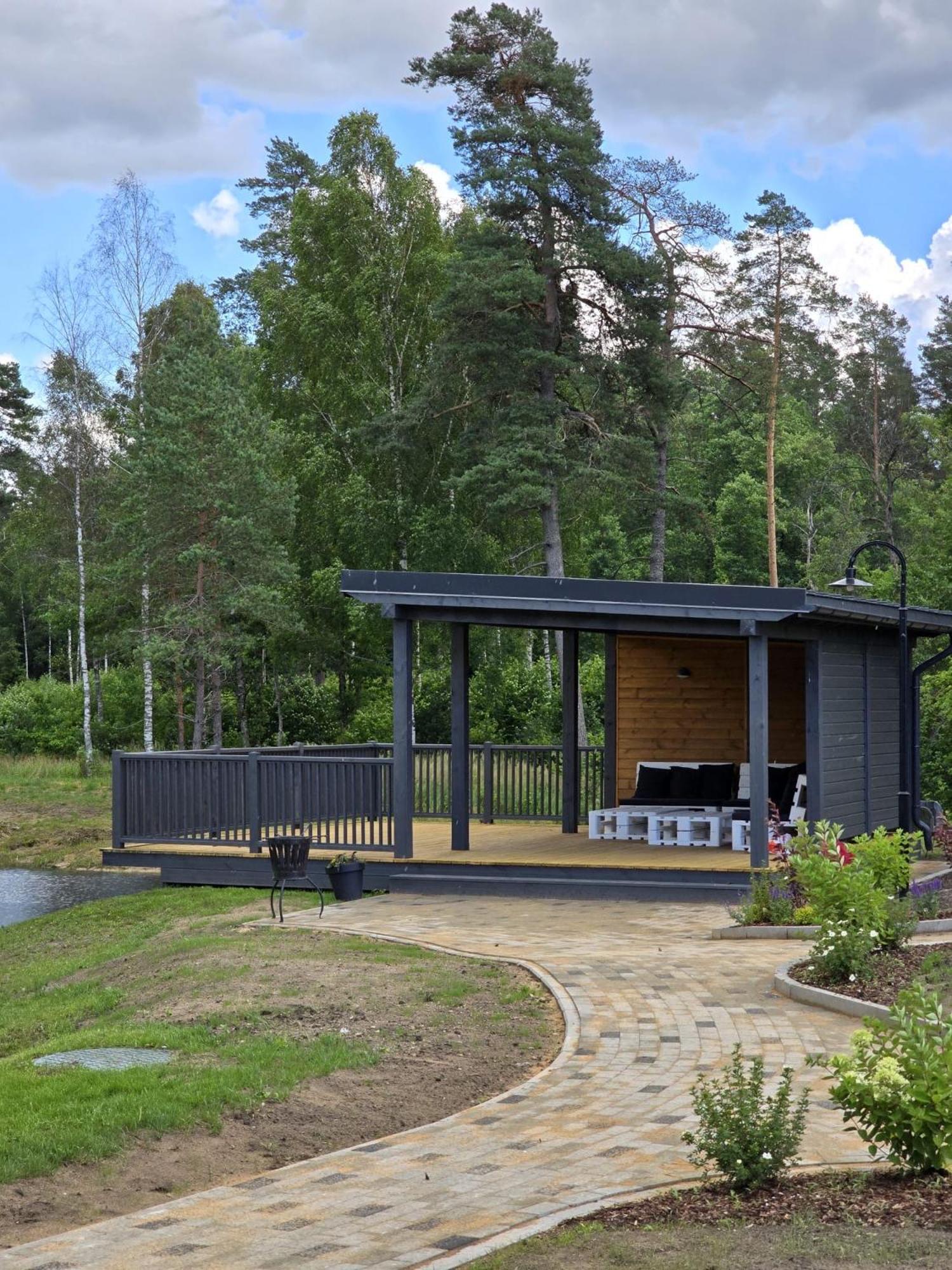 PUTNI Resort