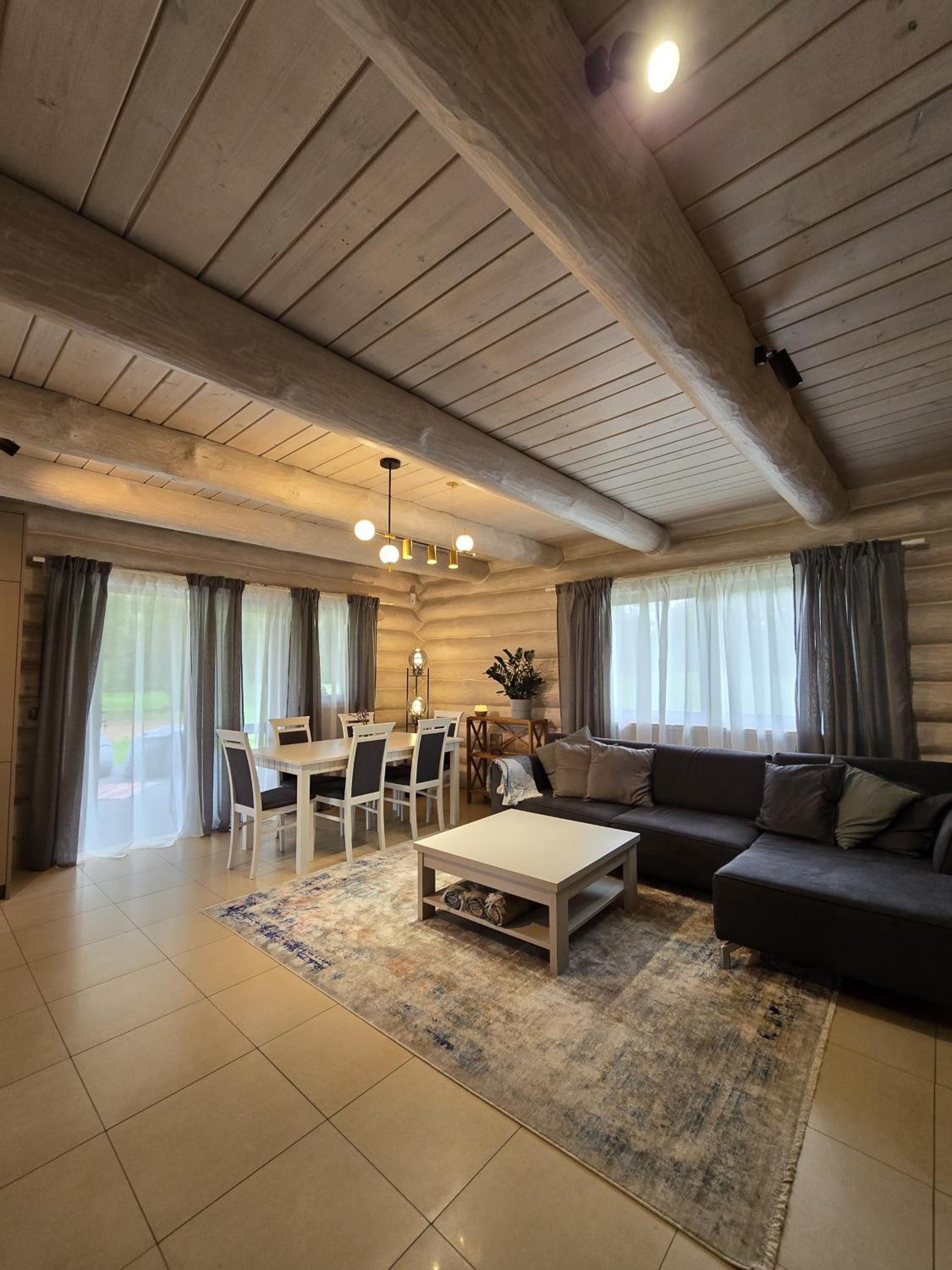 PUTNI Resort