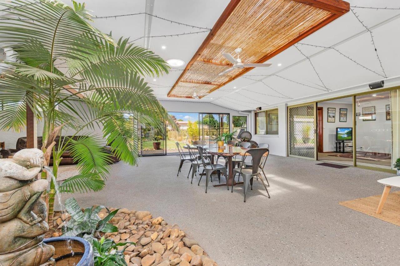 Guthrie's Place - Family Resort Style Home by Echuca Holiday Homes