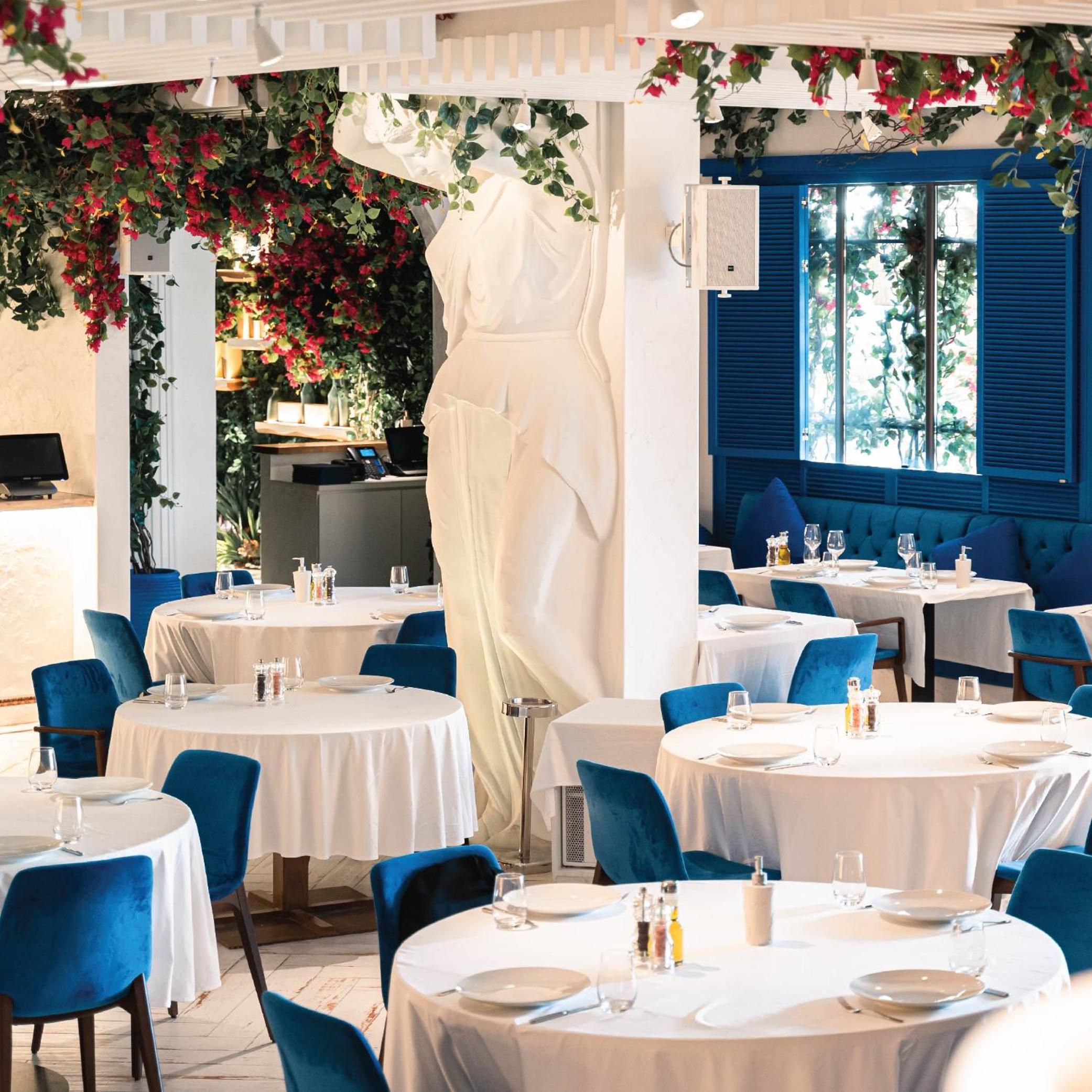 Royal Saray Resort