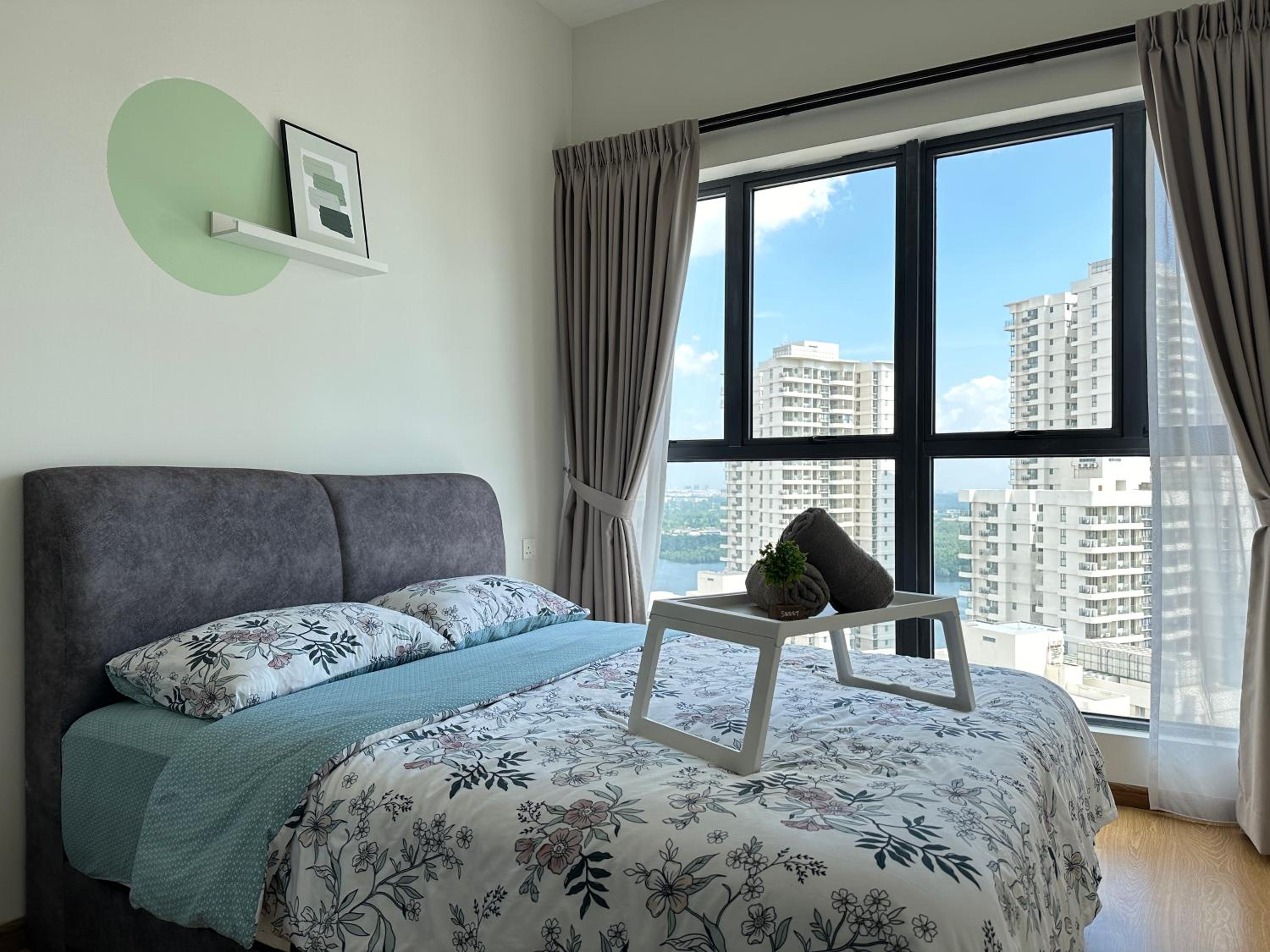 Country Garden Bay Point 2BR by Hauz Cinta @Danga Bay