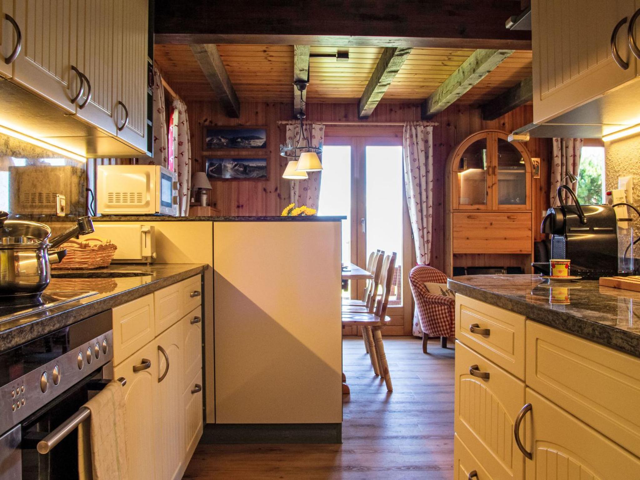 Chalet Mirabeau 6 by Interhome