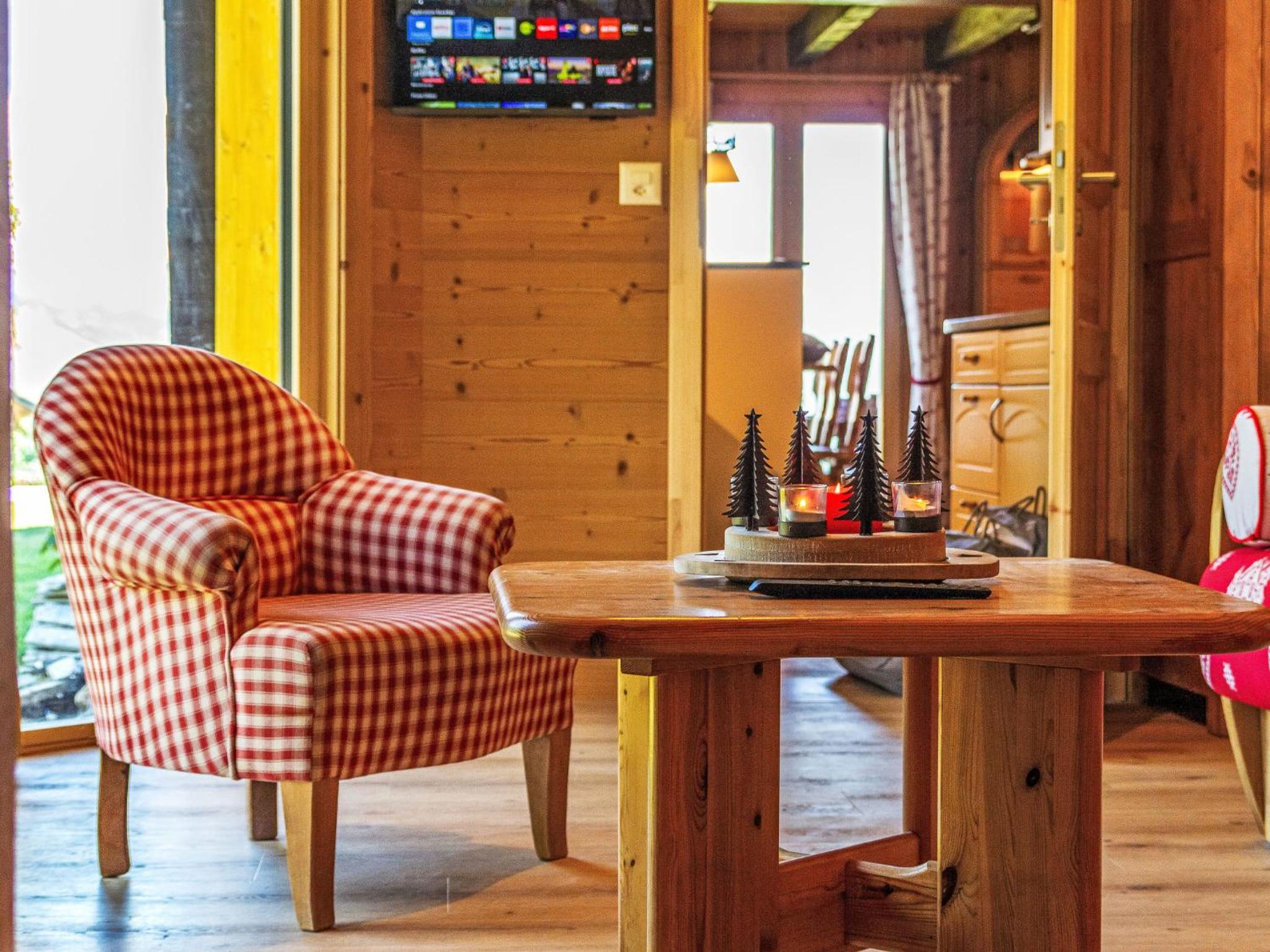 Chalet Mirabeau 6 by Interhome