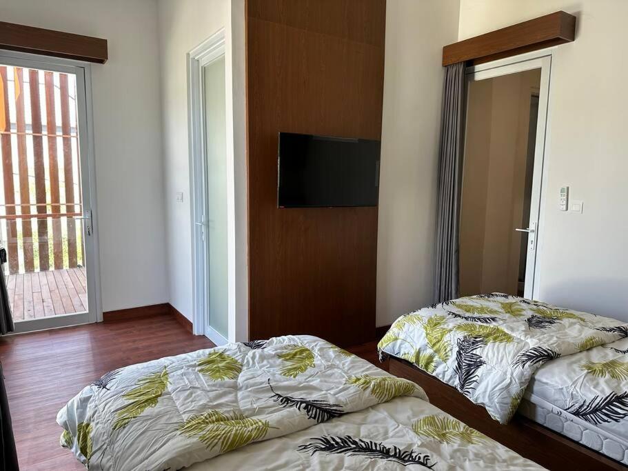 Modern tropical villa at uluwatu view 5
