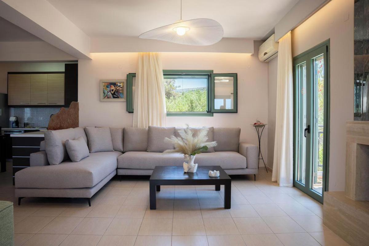 Villa Kyveli