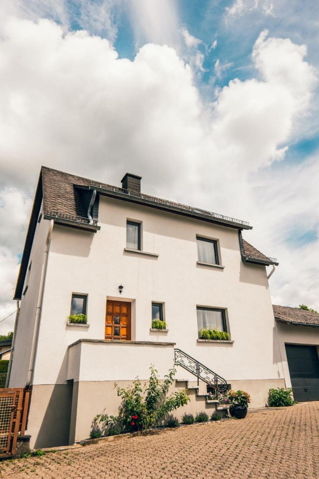Holiday Home Lena's Ferienhaus by Interhome