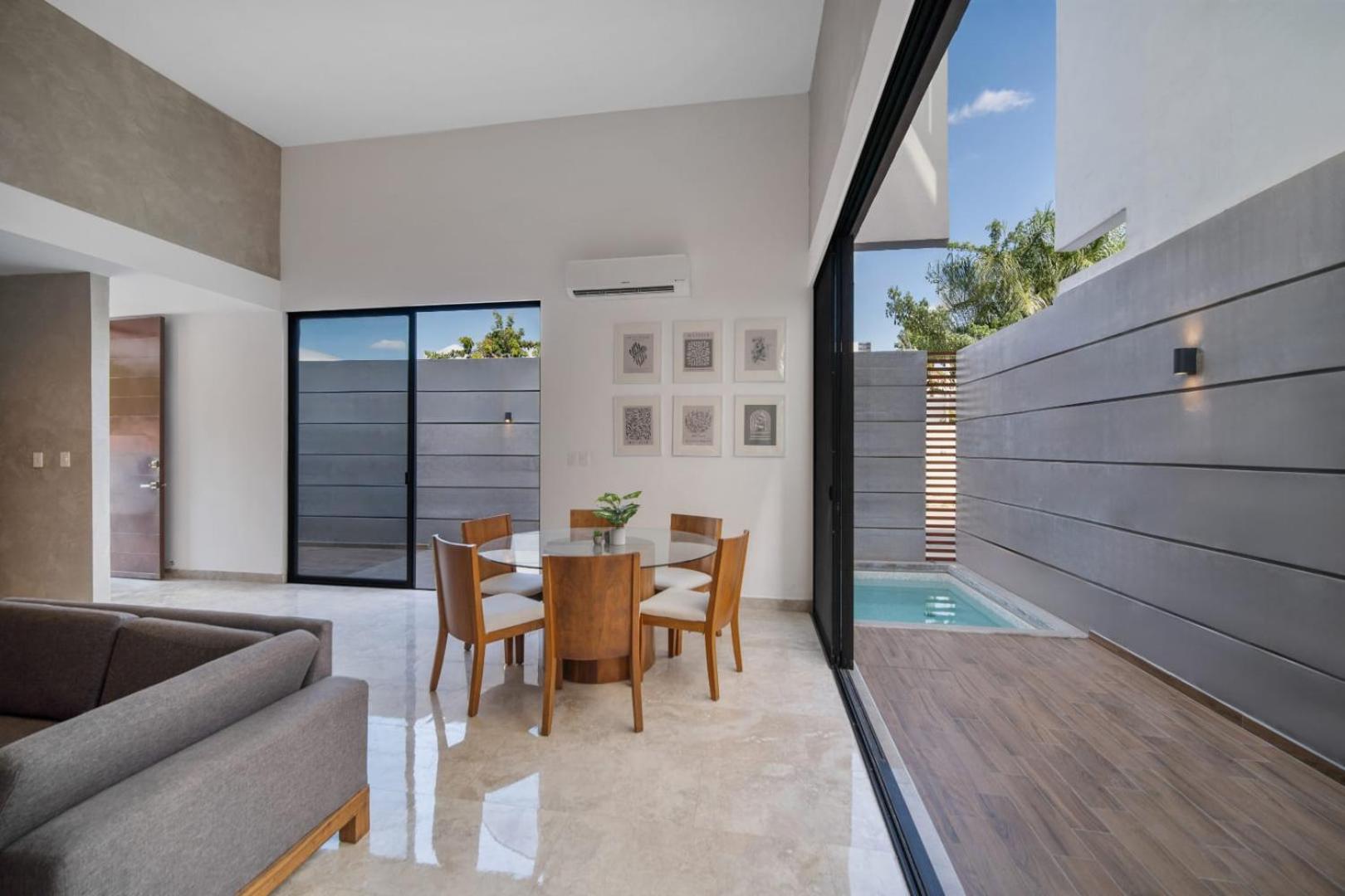 Sunny Mérida Getaway: Spacious 3BR with Pool view 4