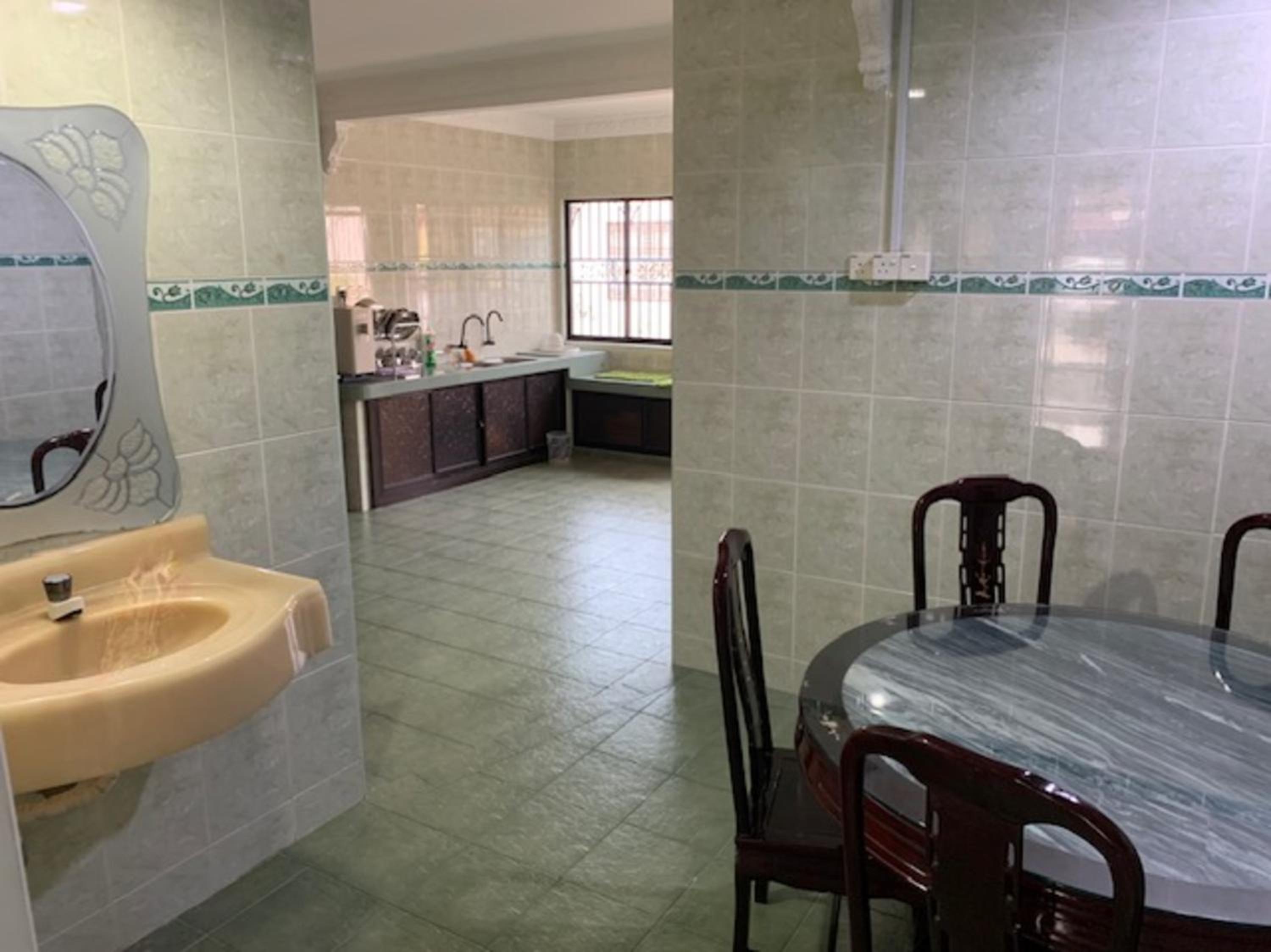 OYO 91025 THHomeStay
