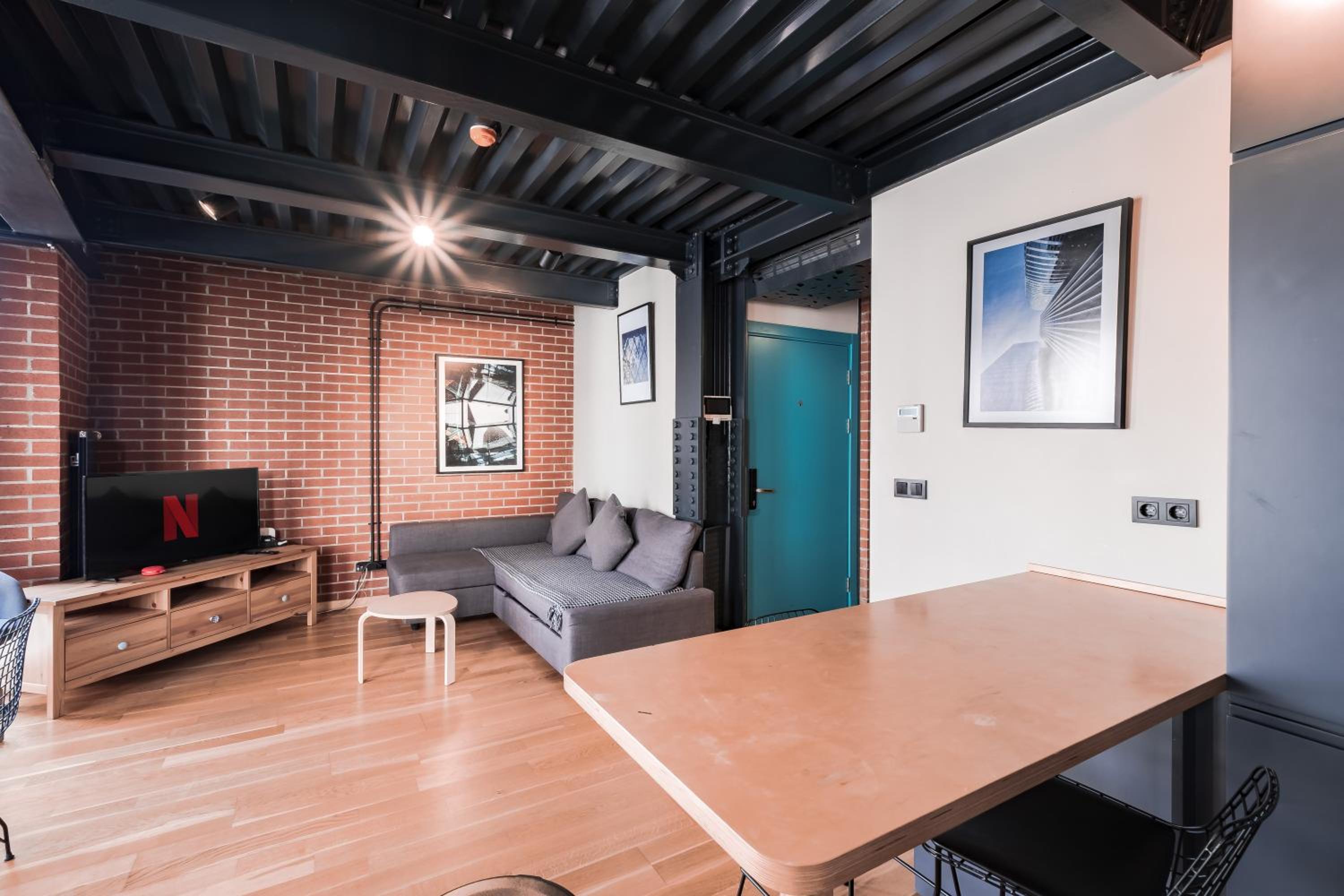 Homie Suites - ''Loft 27'' Urban Comfort Suites in the Heart of Cihangir
