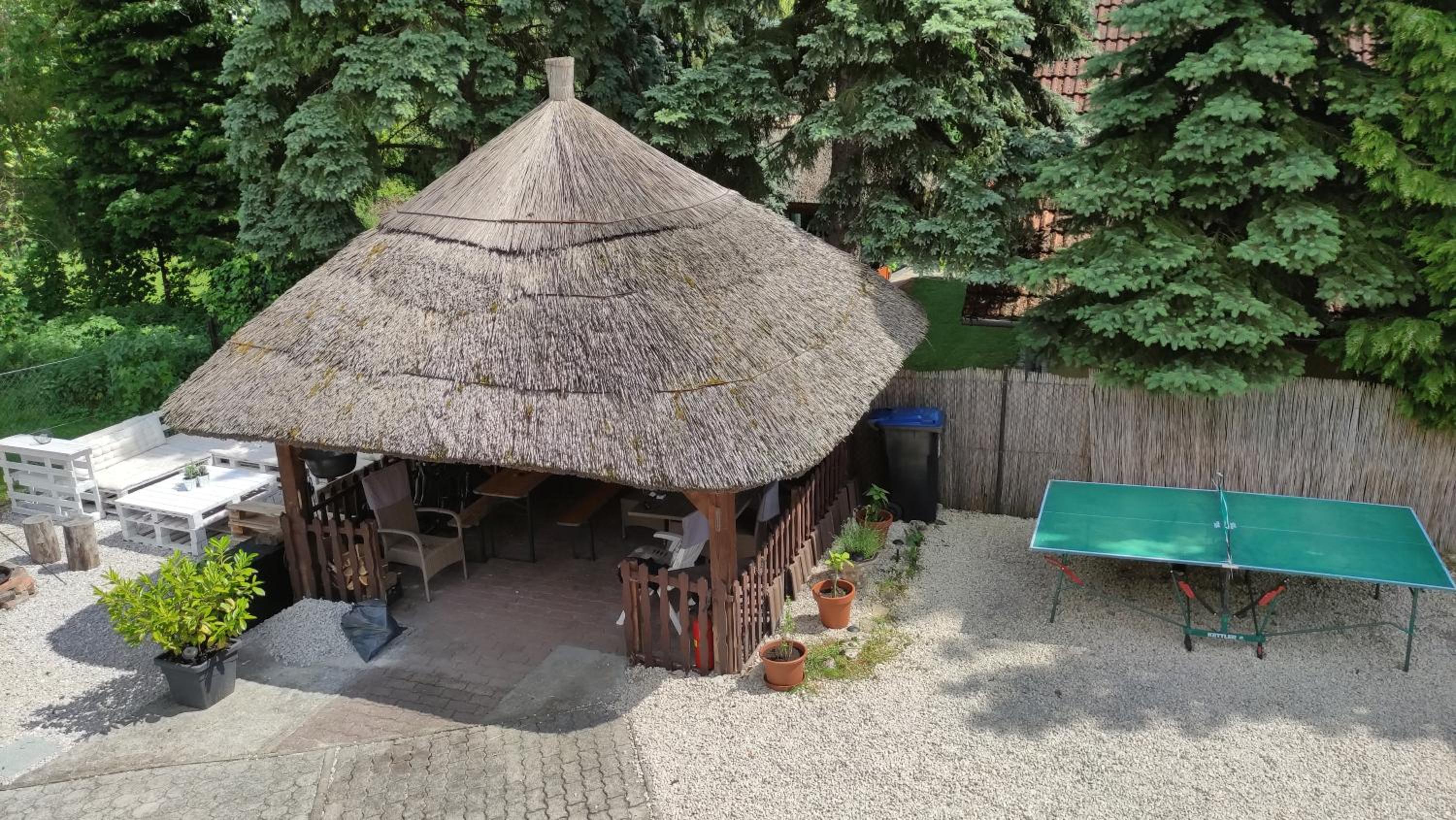 Sleeps 18 - Lakeview - House - Vonyarcvashegy view 3