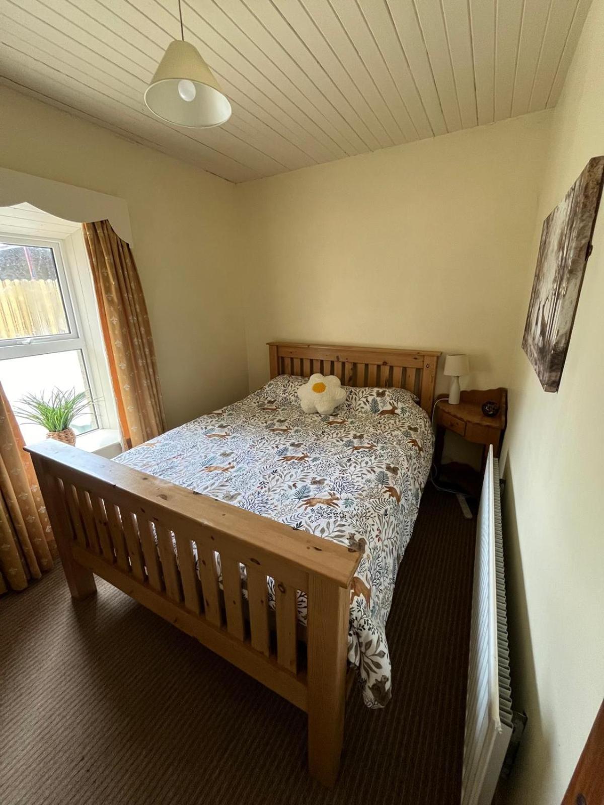 Hollybush Cottage Dundrum