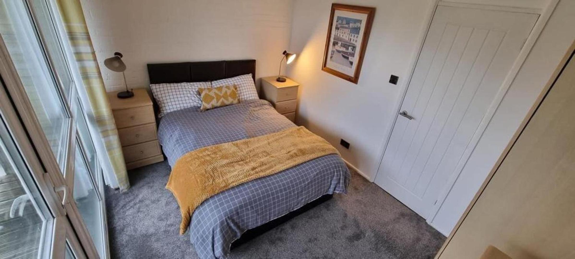 2 Bed Cottage Sleeps 5 - Pets Allowed view 5