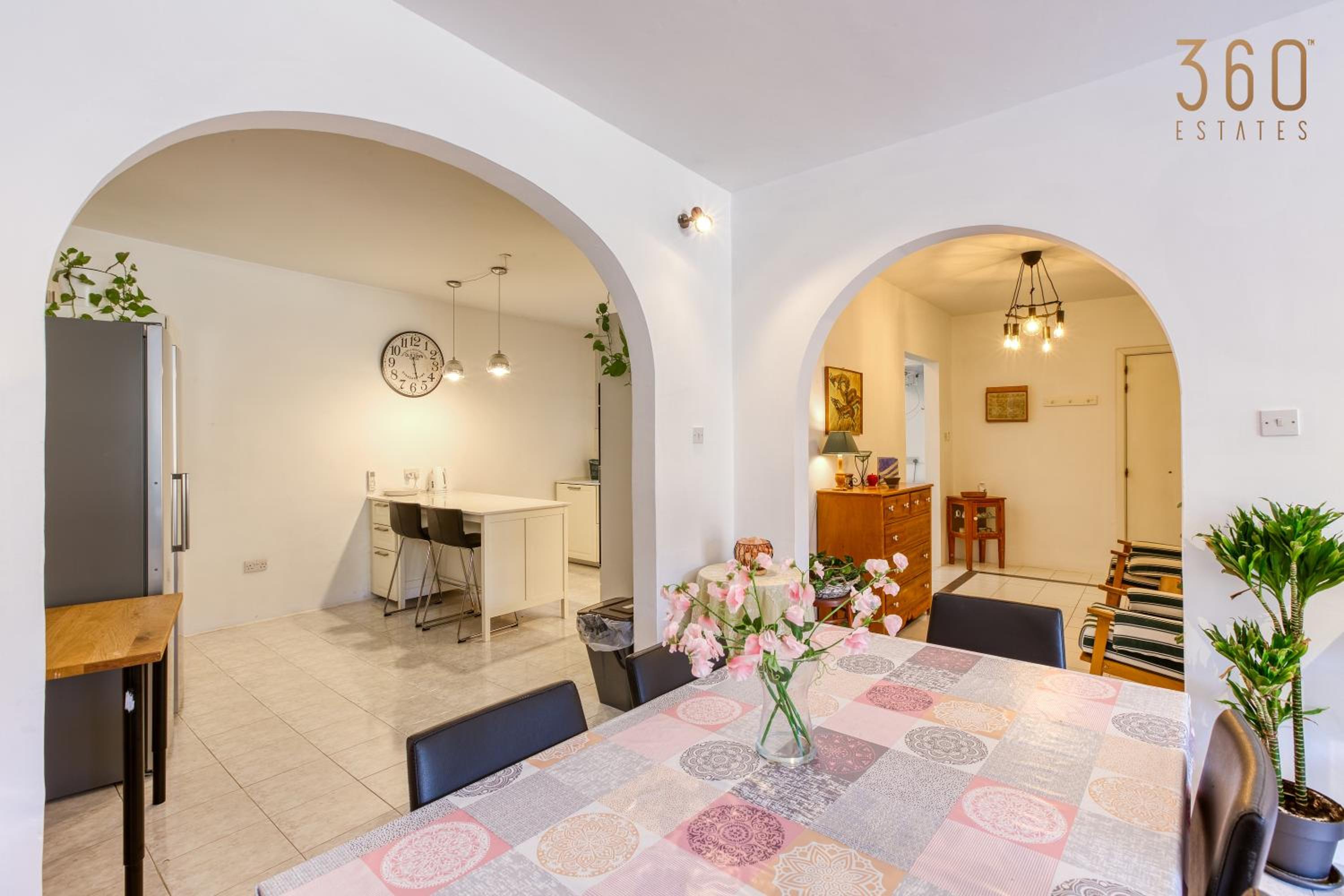 Cosy 1BR Apt with private balcony in St Pauls Bay by 360 Estates photo 5