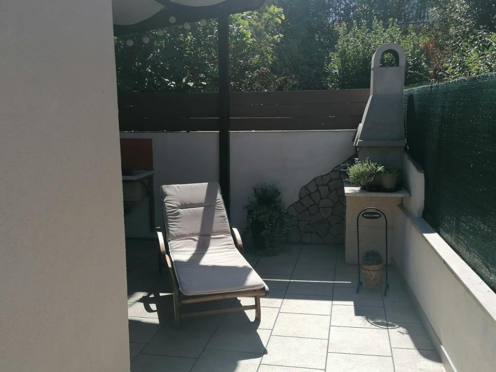 Strandnahes Kleines Ferienhaus Mit Terrasse view 3