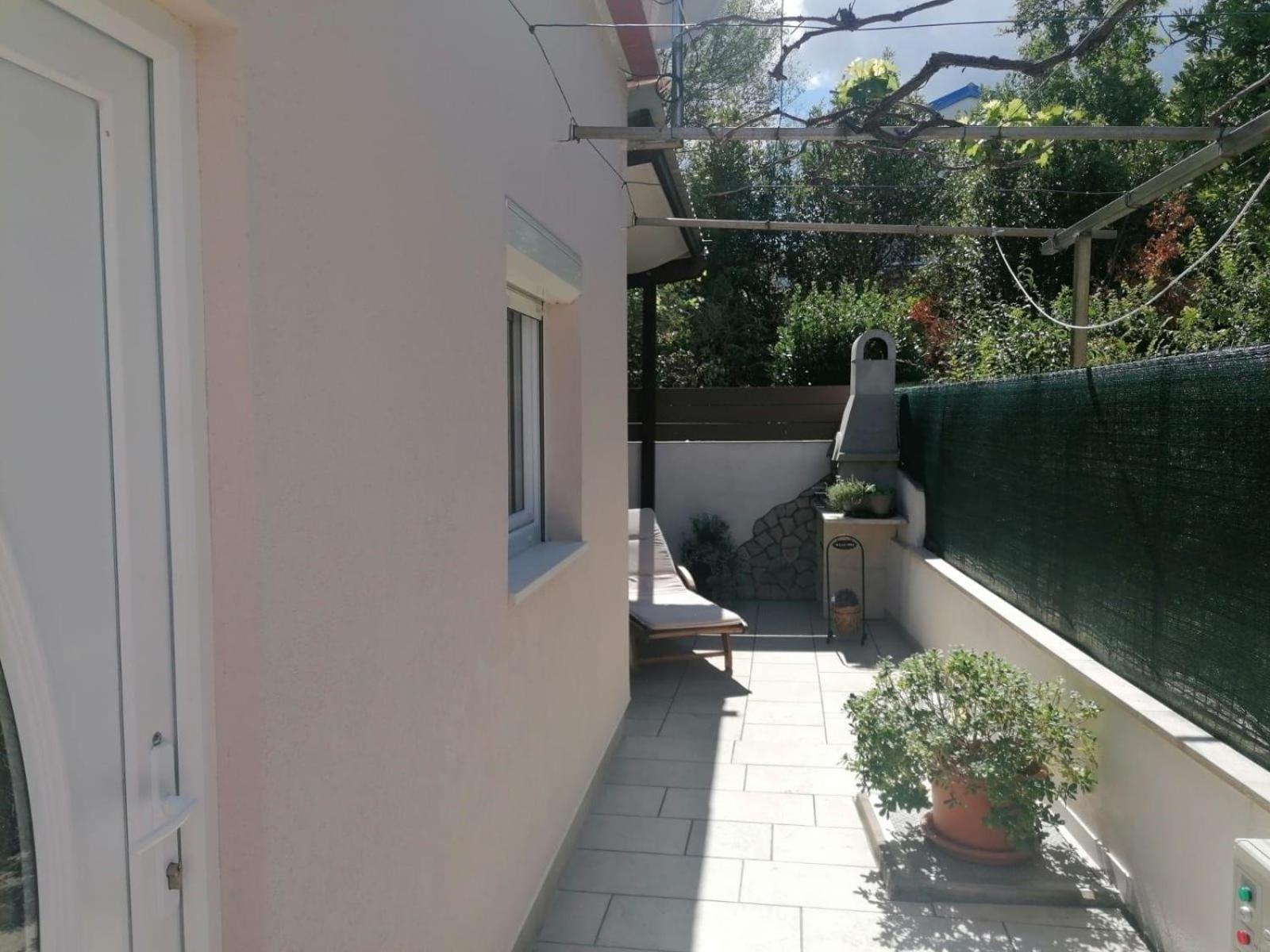 Strandnahes Kleines Ferienhaus Mit Terrasse view 2